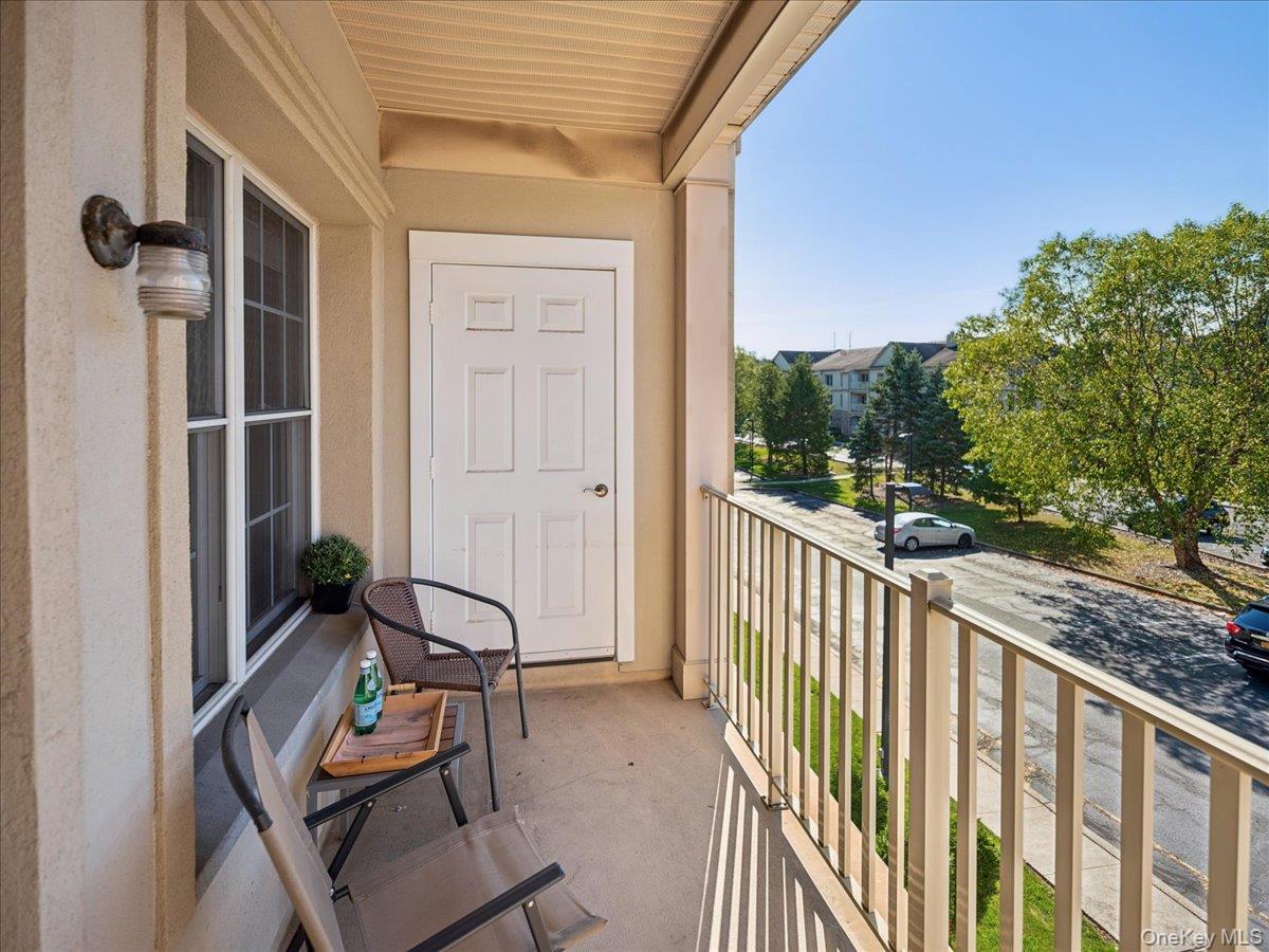 #4 photo, 28 N De Baun Avenue, Airmont , NY 10901