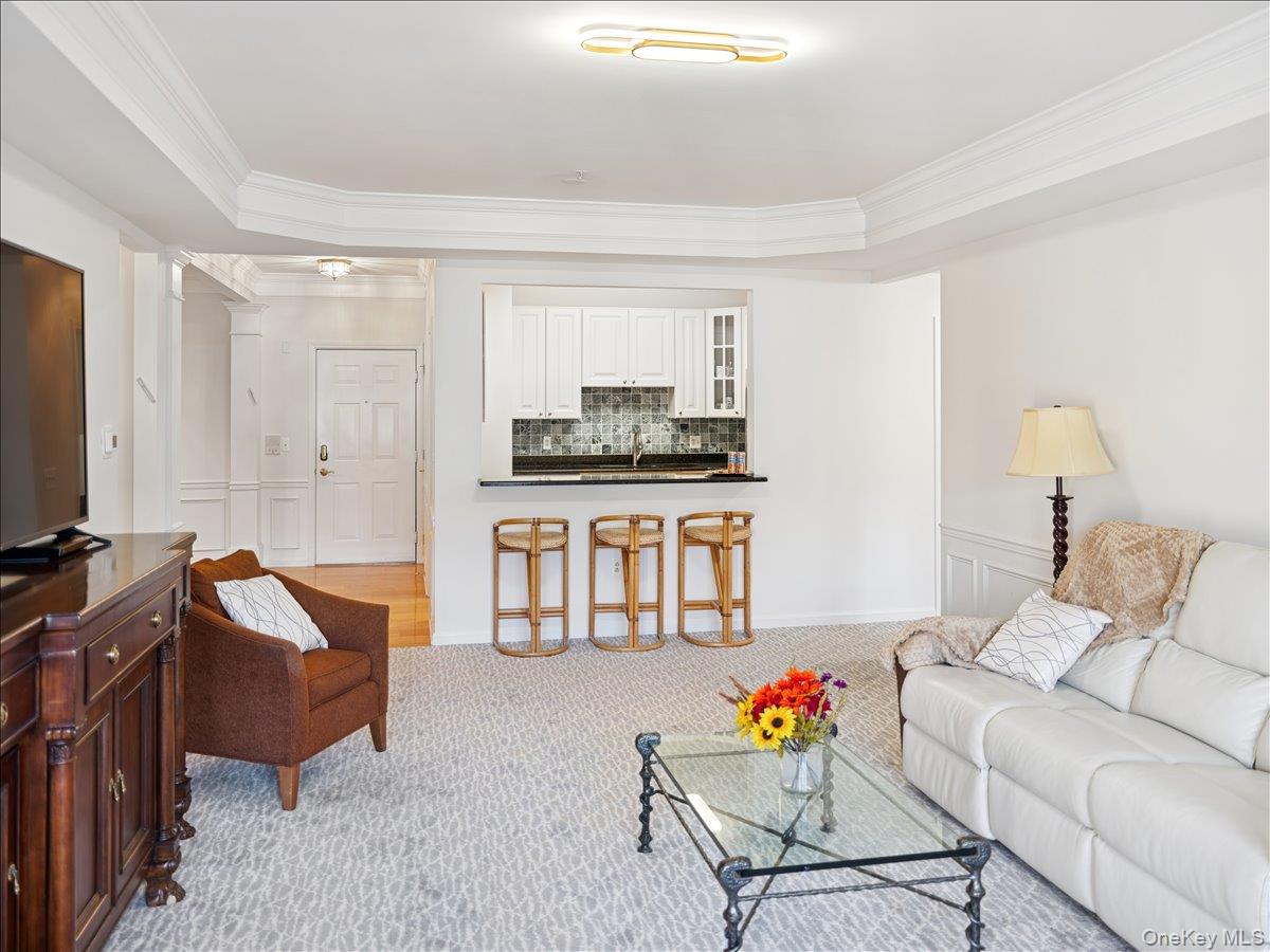 #7 photo, 28 N De Baun Avenue, Airmont , NY 10901