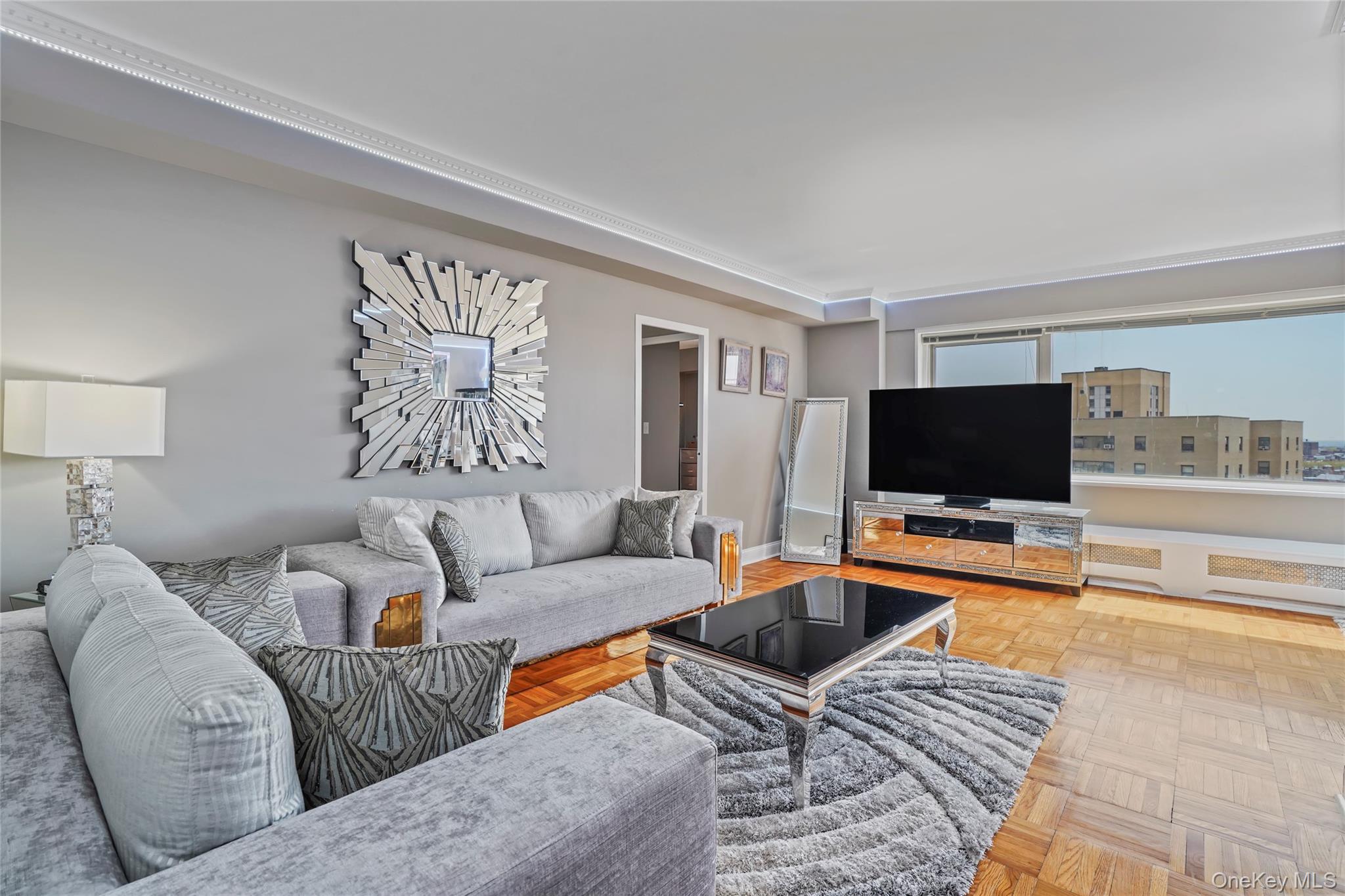 #1 photo, 3 Fordham Hill Oval, ブロンクス区 Bronx , NY 10468