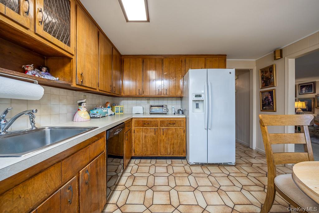 #19 photo, 5 Park Terrace, New City , NY 10956