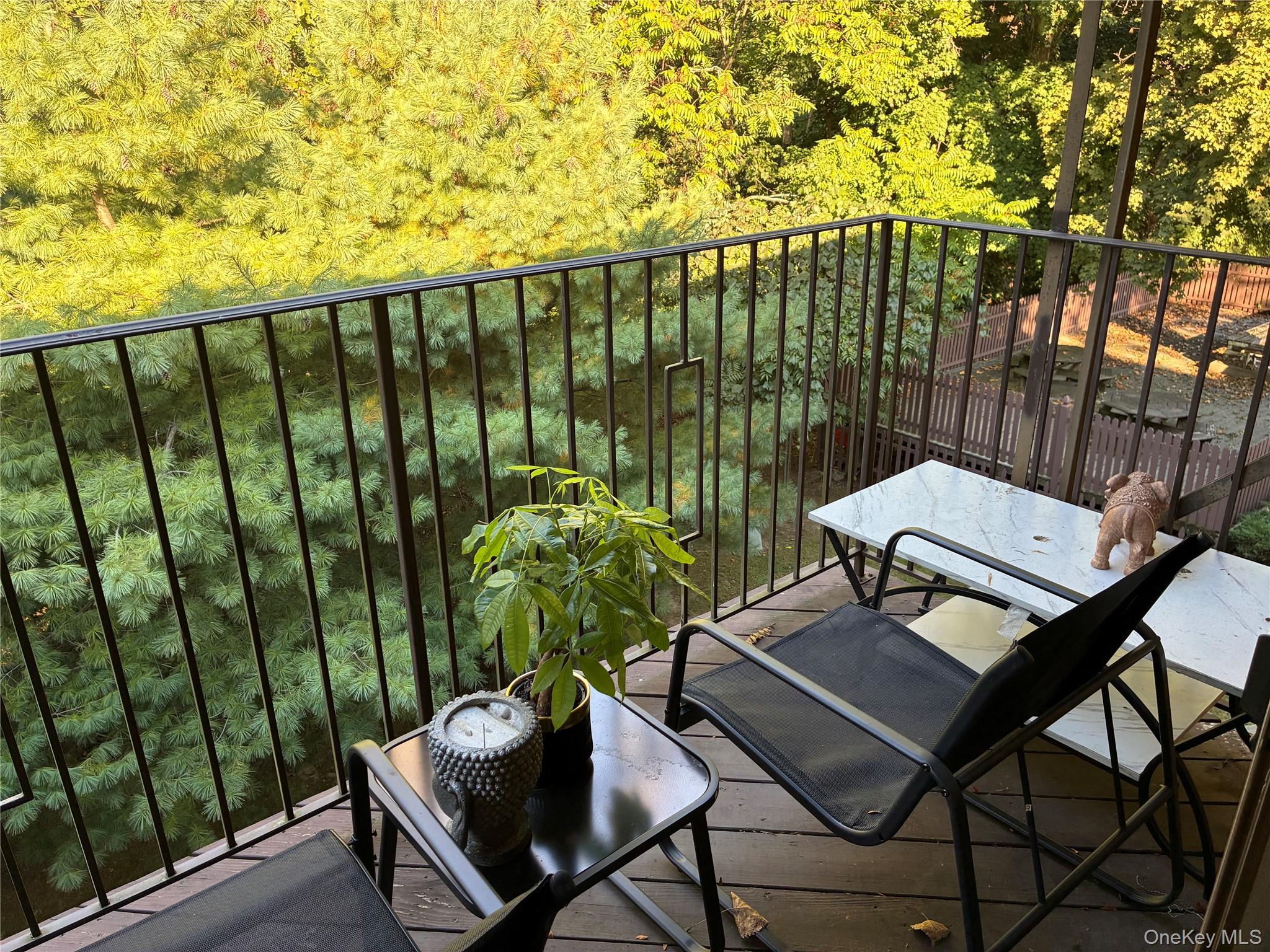 #5 photo, 10 Oakwood Terrace, New Windsor , NY 12553