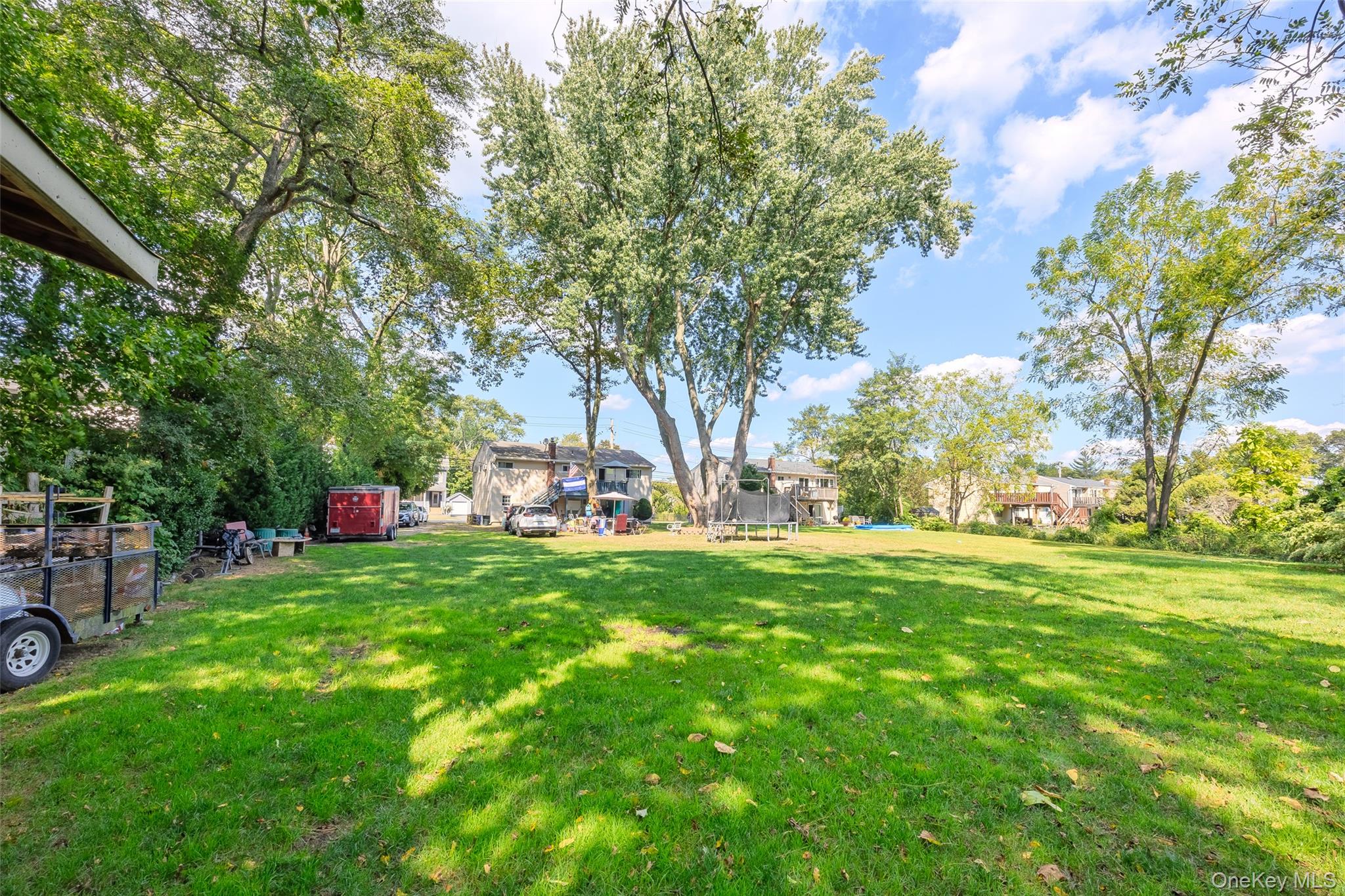 #4 photo, 75 Oak Street, Amityville , NY 11701