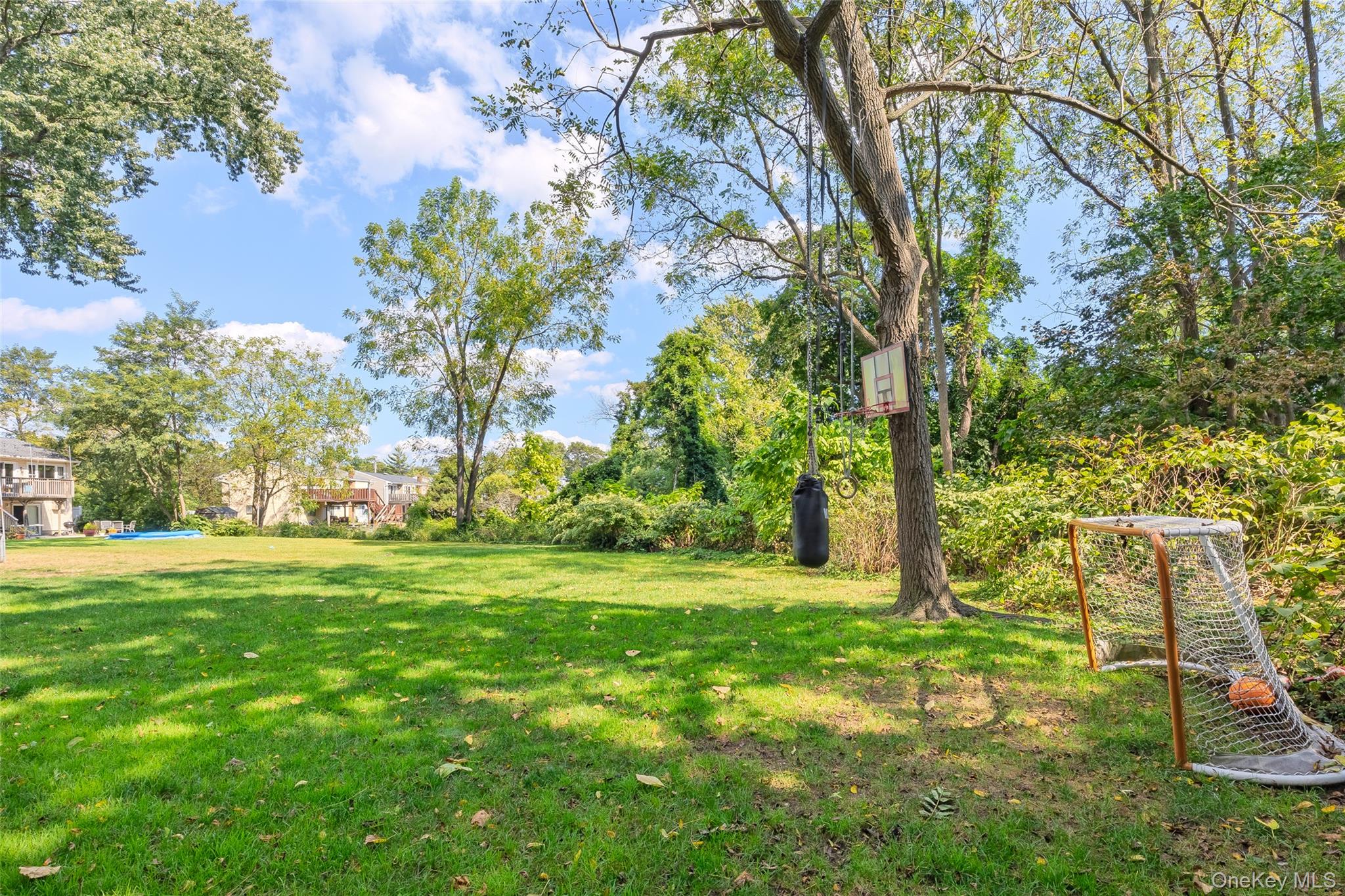 #6 photo, 75 Oak Street, Amityville , NY 11701