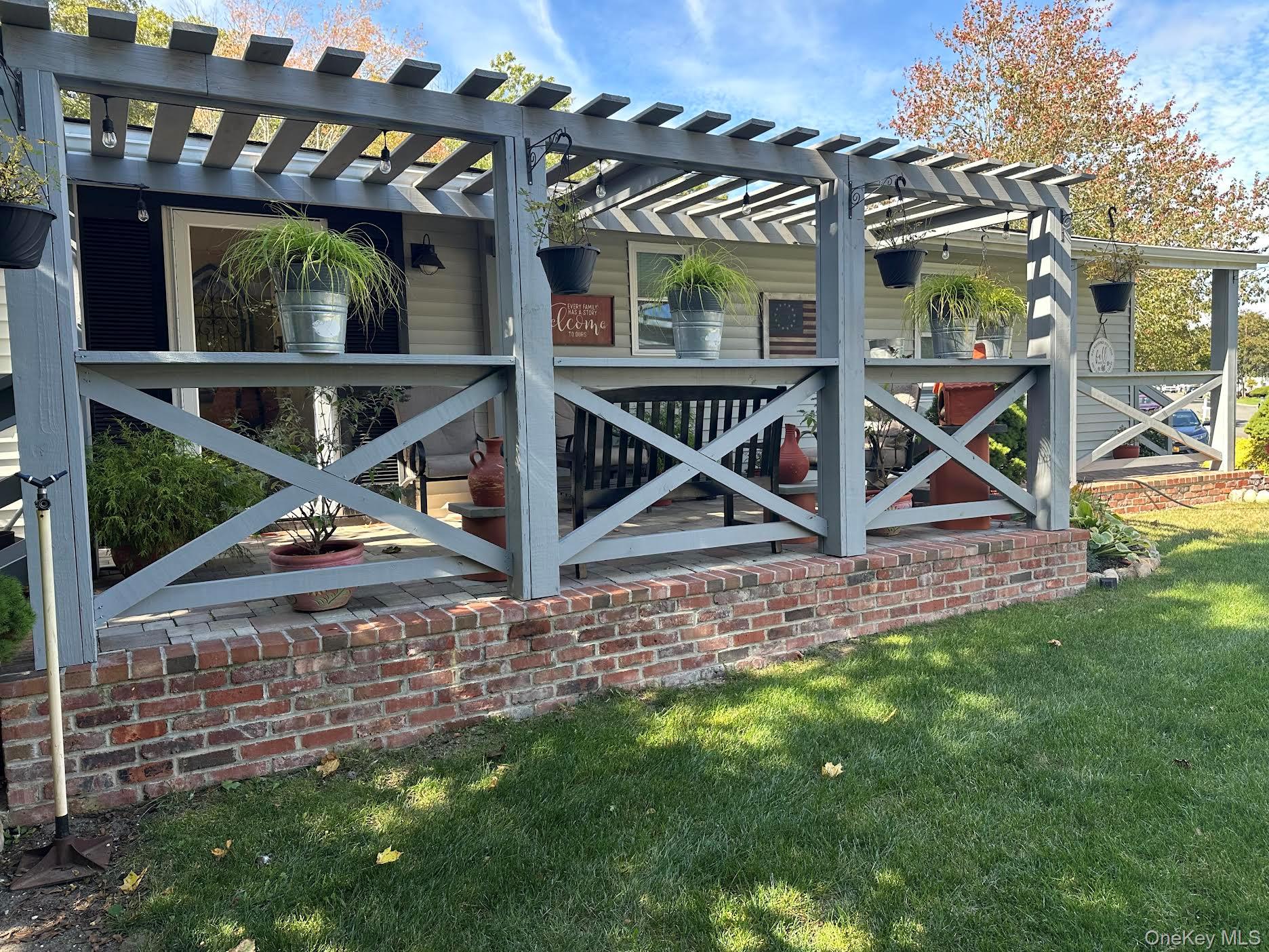 #13 photo, 53 Village Circle, サフォーク郡 Manorville , NY 11949