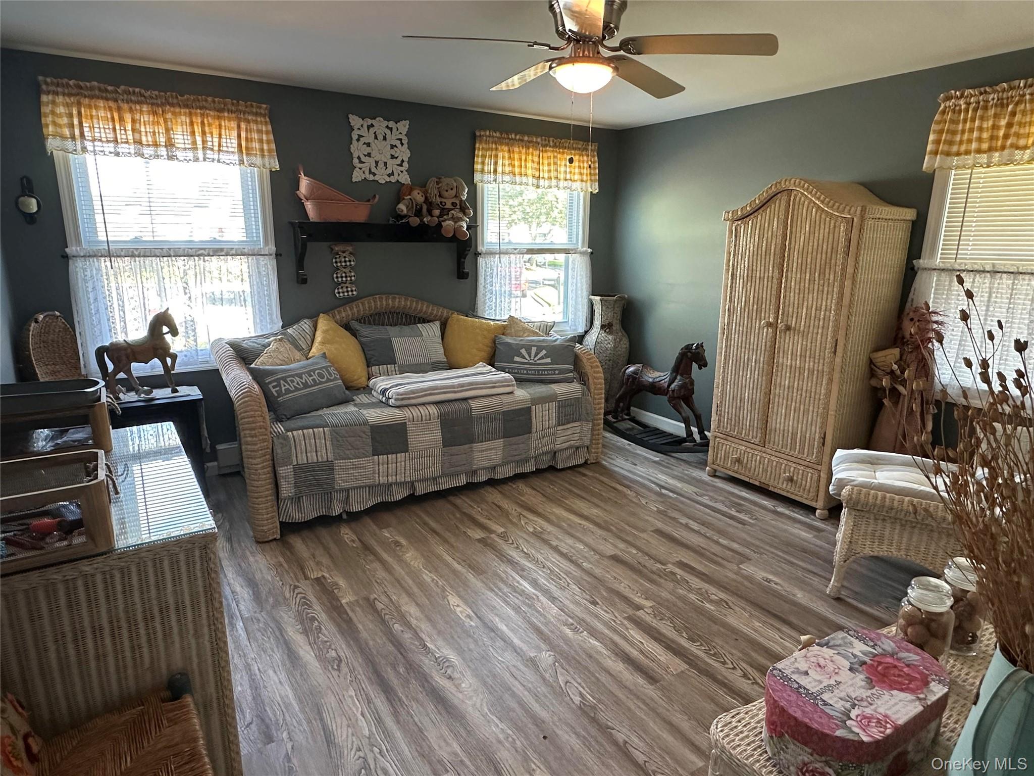 #8 photo, 53 Village Circle, サフォーク郡 Manorville , NY 11949