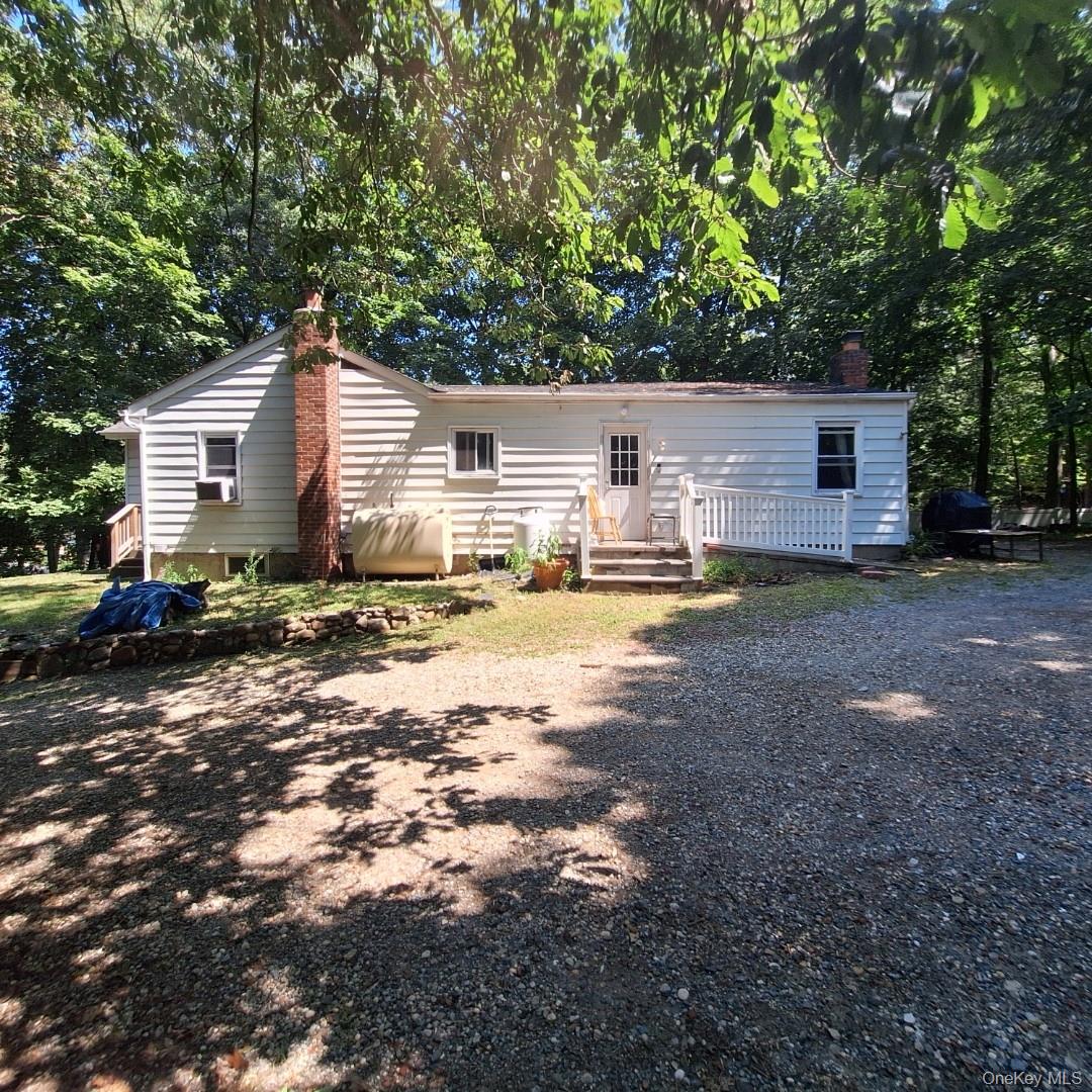 #4 photo, 40 Christian Avenue, Setauket , NY 11733