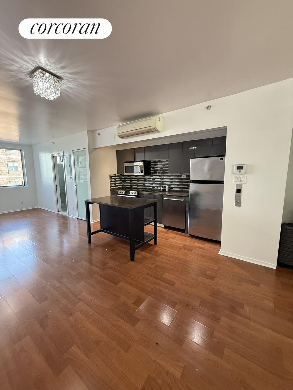 #10 photo, Brooklyn, Crown Heights , NY 11216