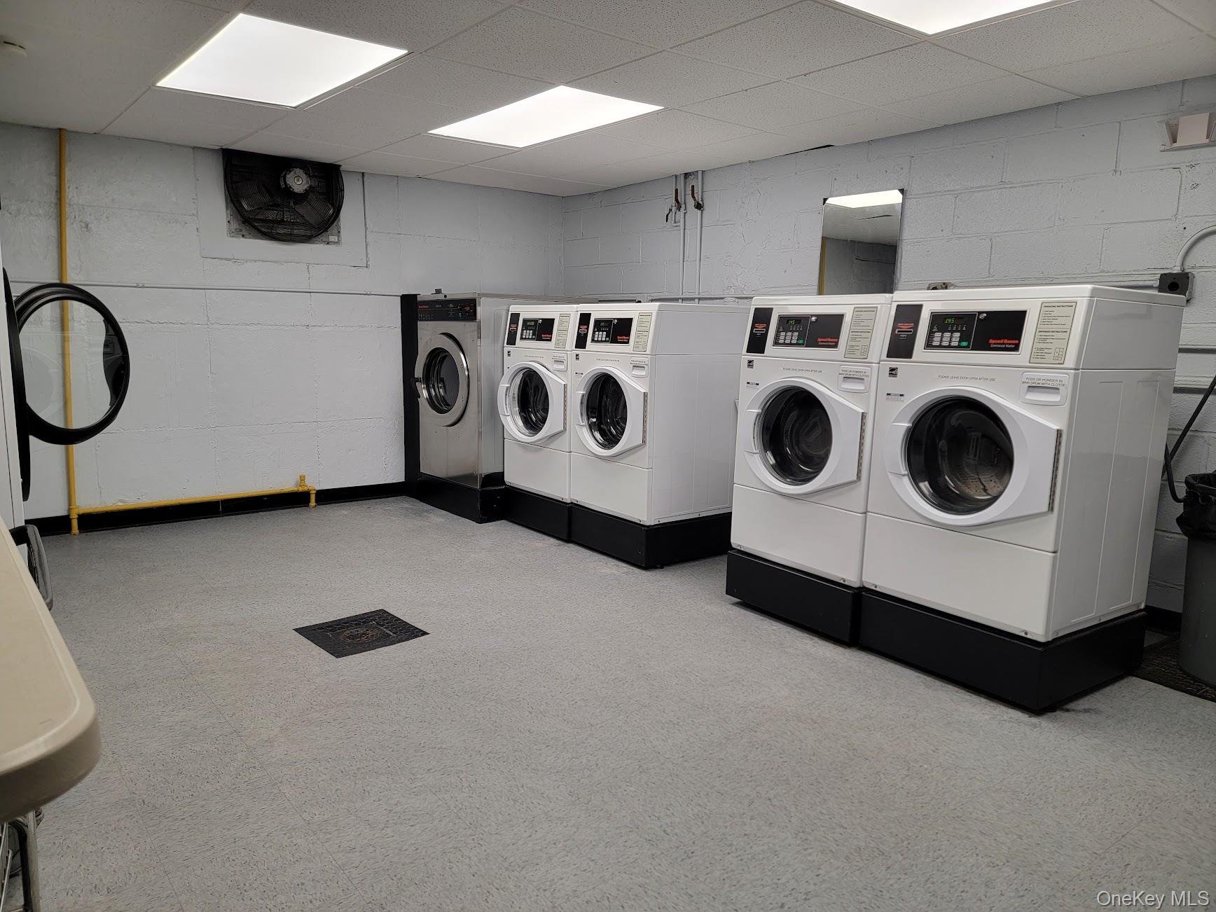 #15 photo, 195 N Village Avenue, ナッソー郡 Rockville Centre , NY 11570