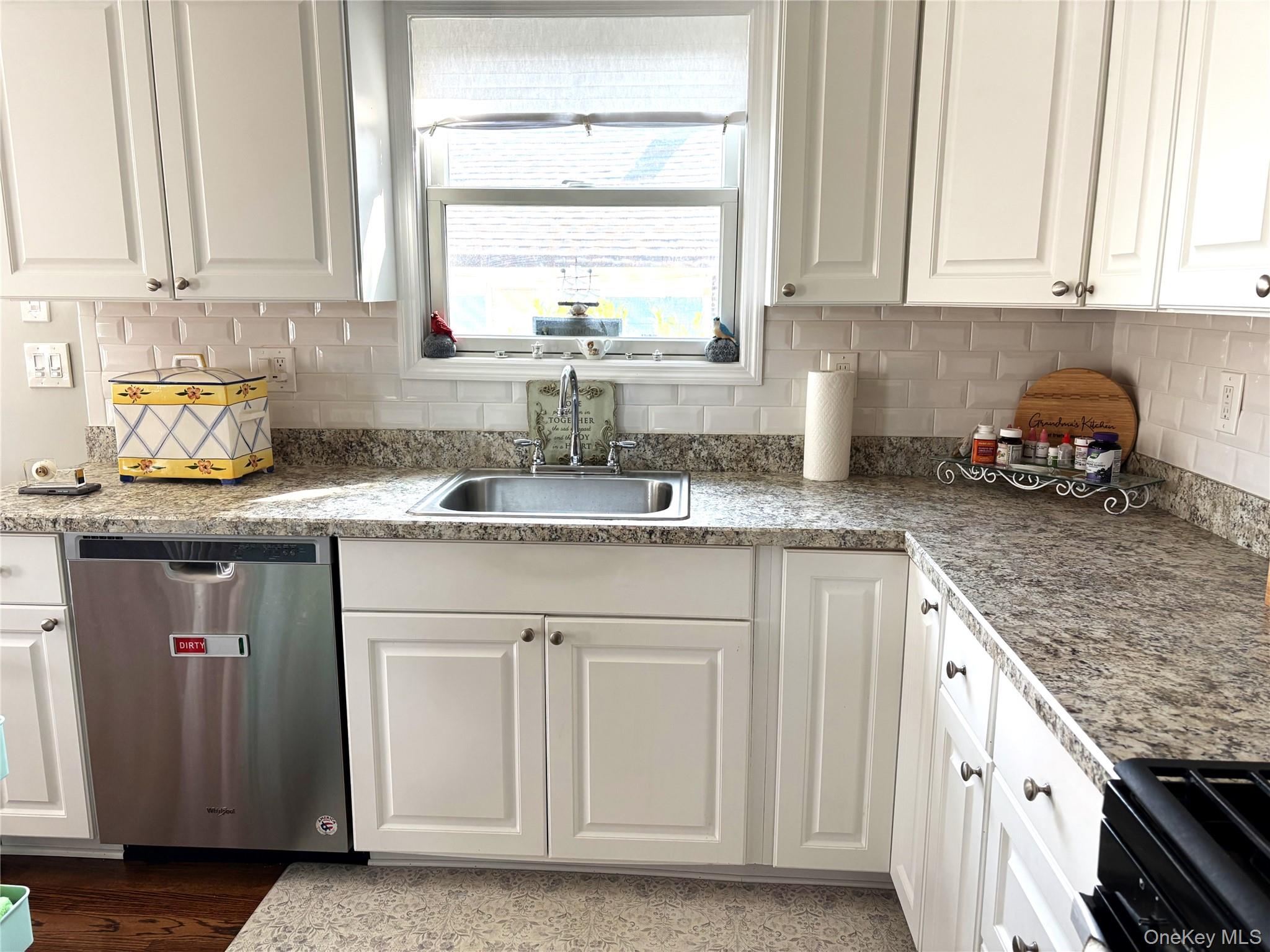 #9 photo, 346 S Main Street, Freeport , NY 11520