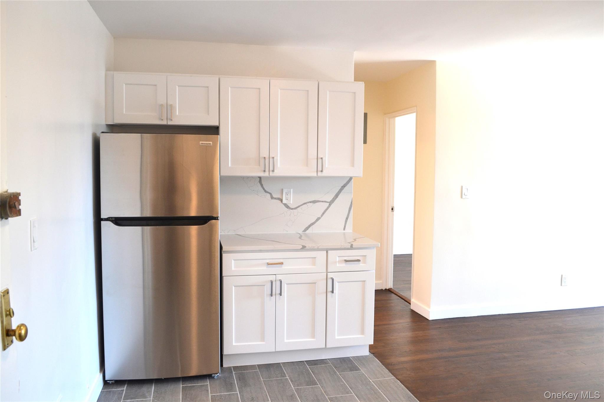 #6 photo, 632 Warburton, Yonkers , NY 10701