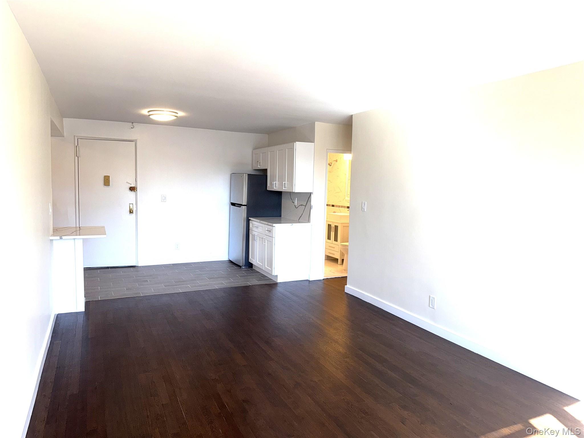 #9 photo, 632 Warburton, Yonkers , NY 10701