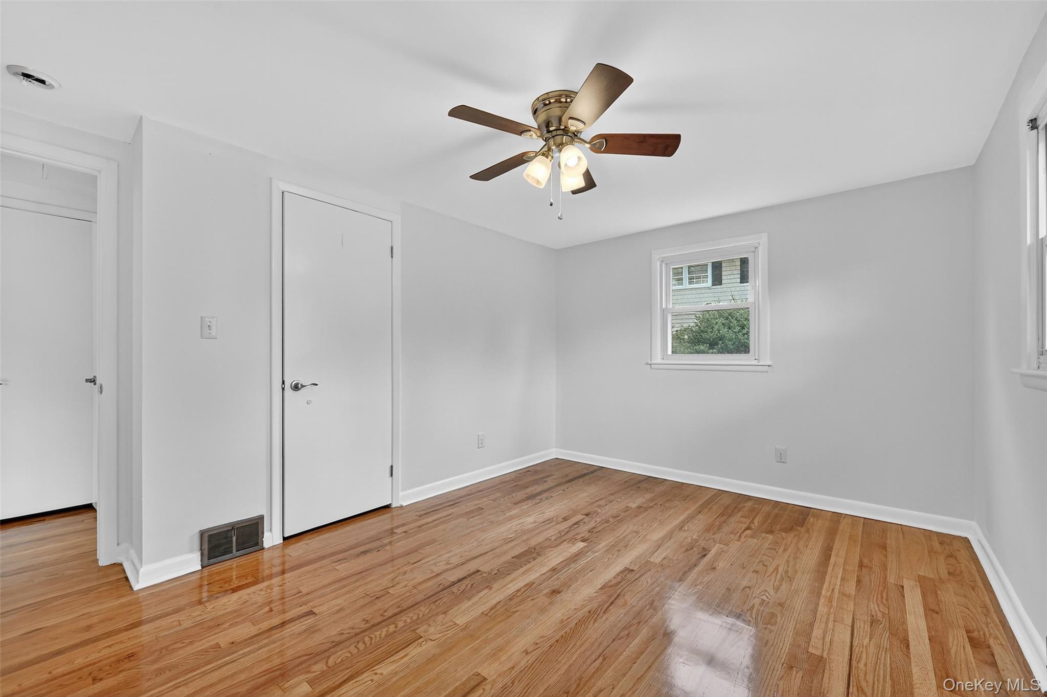 #12 photo, 18 Stonecrest Drive, New Windsor , NY 12553