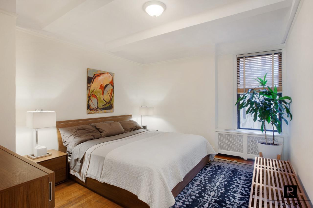 #5 photo, 305 W 86th Street, Upper West Side , NY 10024