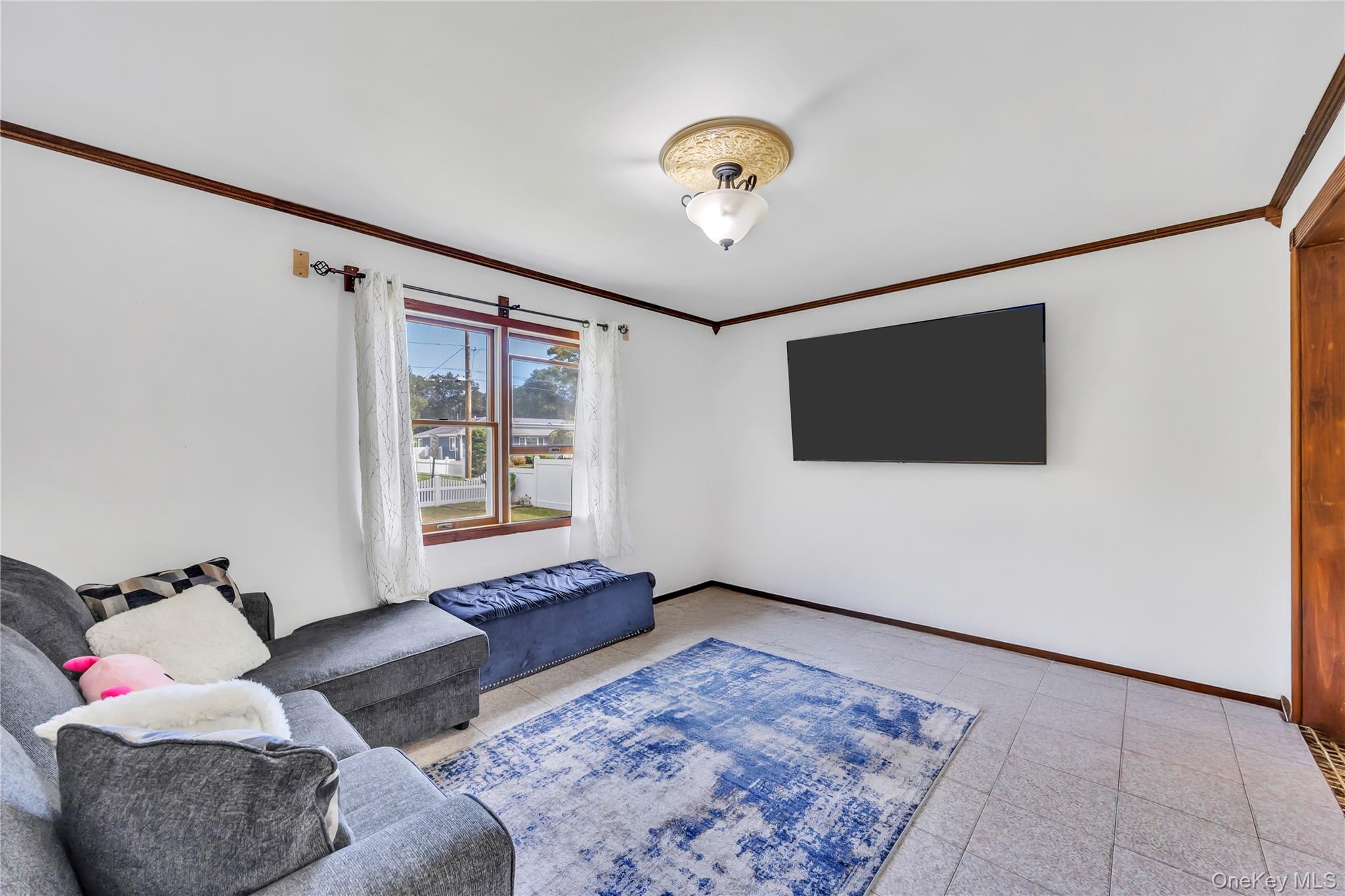 #11 photo, 194 Cranford Boulevard, Mastic , NY 11950