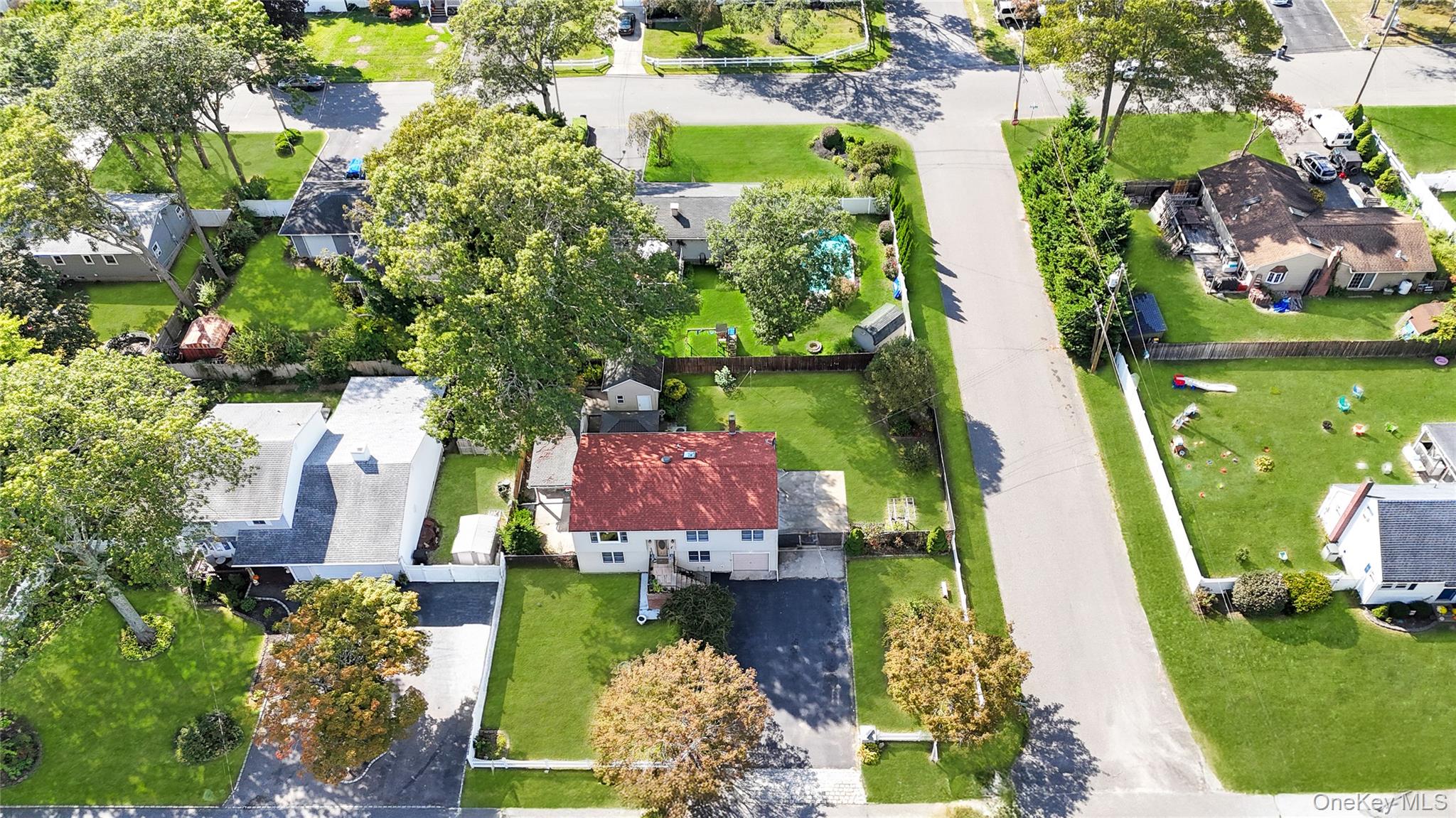 #19 photo, 194 Cranford Boulevard, Mastic , NY 11950