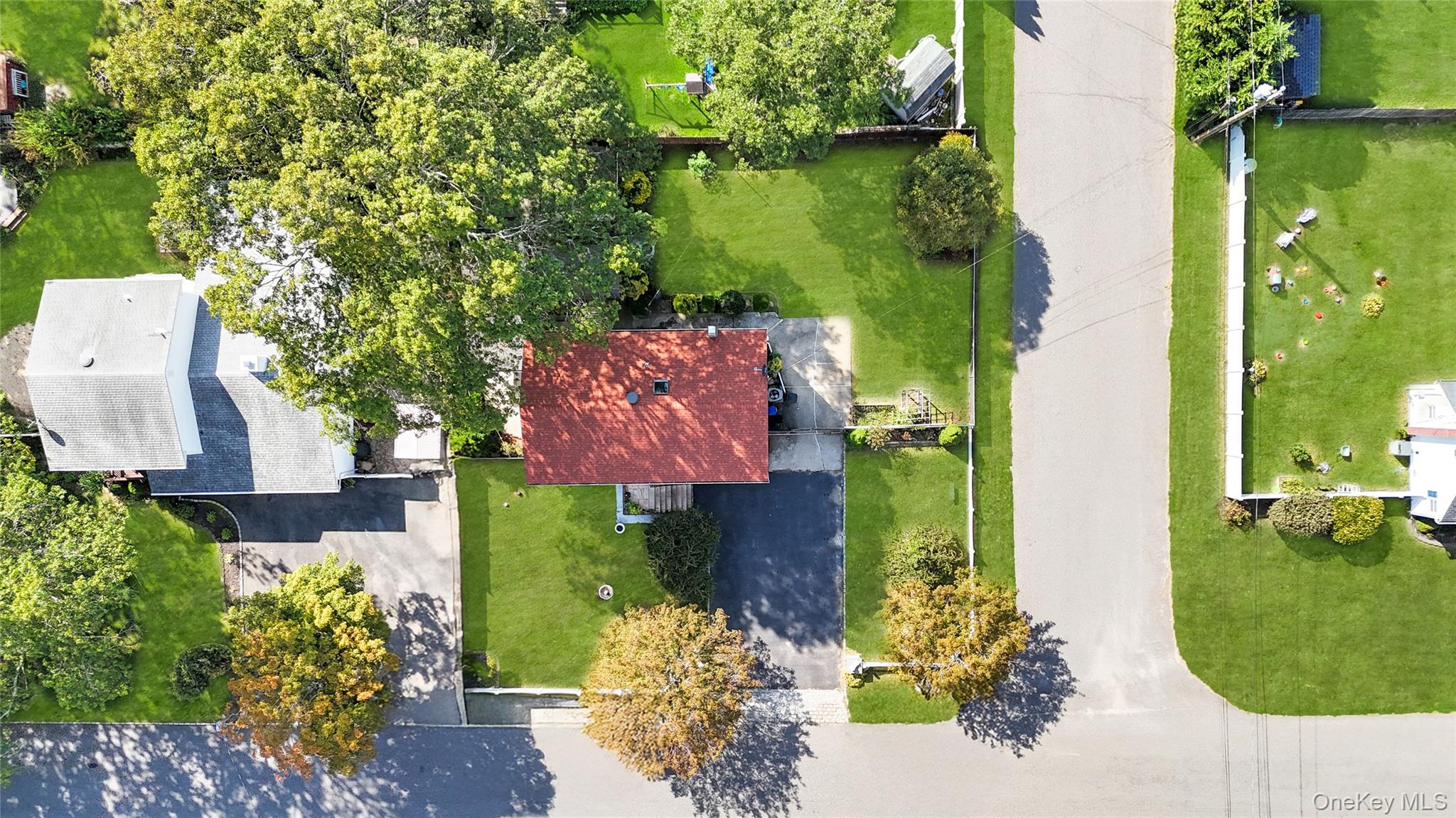 #20 photo, 194 Cranford Boulevard, Mastic , NY 11950