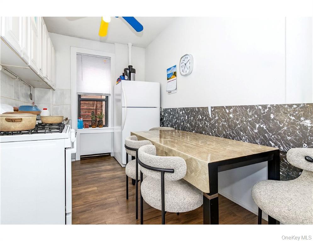 #5 photo, 3096 Brighton 6th Street, Brooklyn , NY 11235