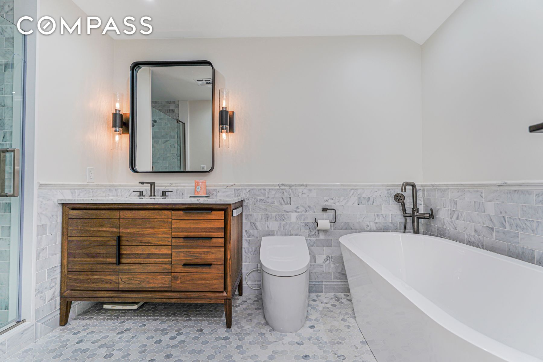 #20 photo, 165 Swaim Avenue, New York City , NY 10312