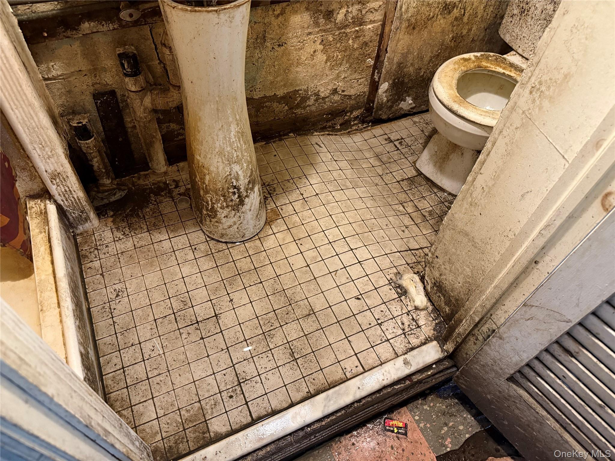 #6 photo, 78-01 95th Avenue Avenue, Ozone Park , NY 11416