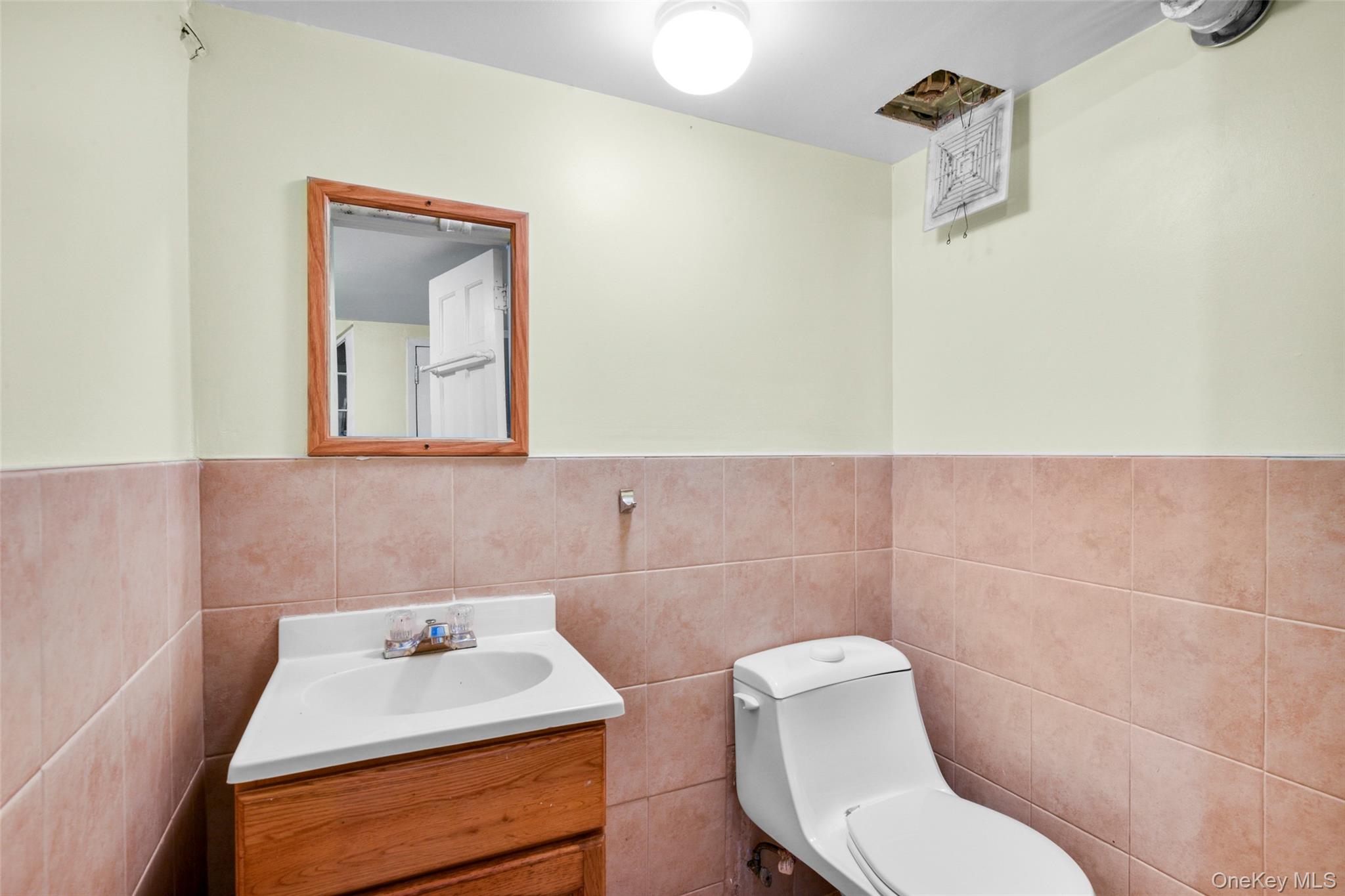 #18 photo, 506 Siwanoy Place, Pelham , NY 10803