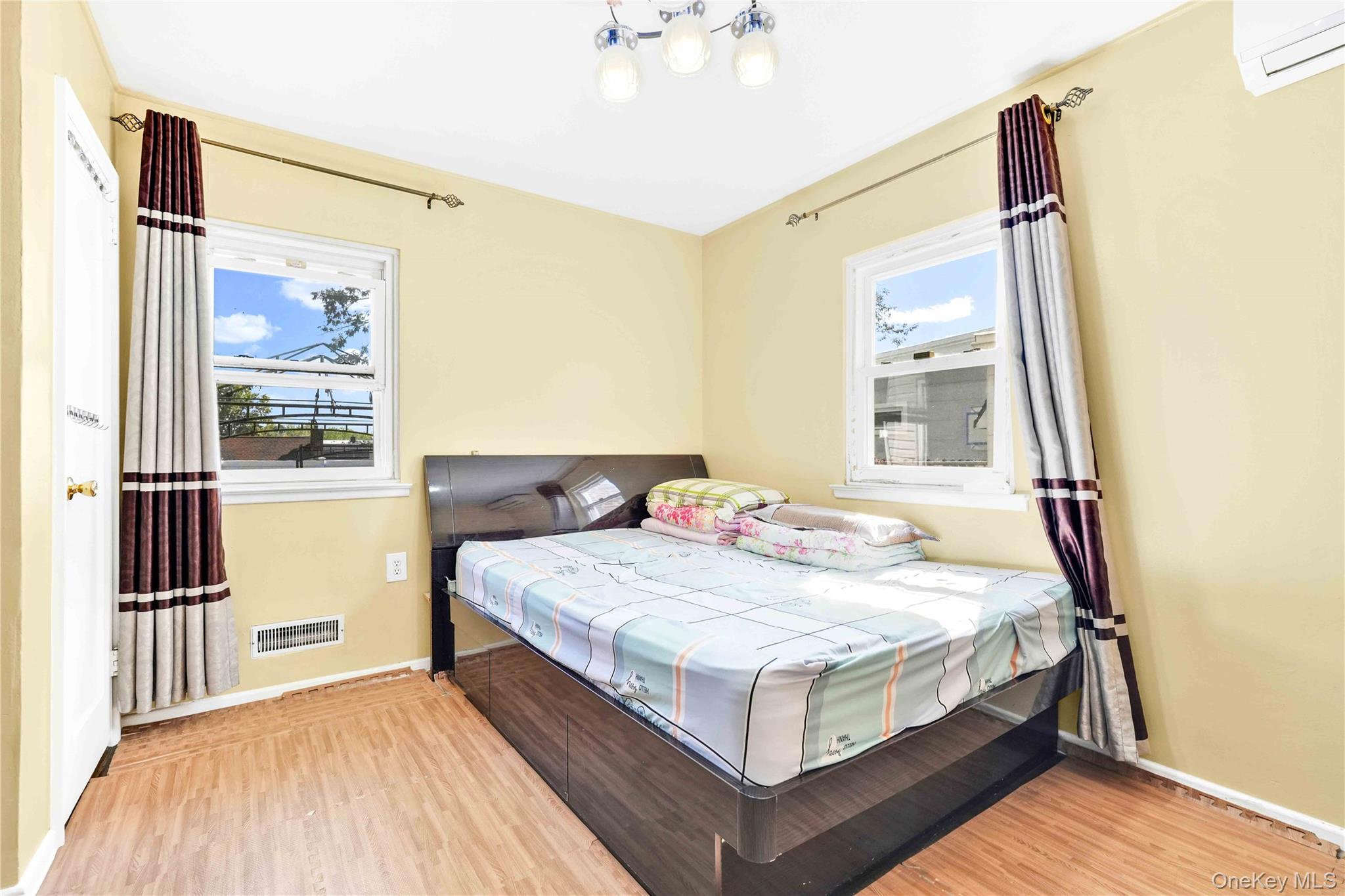 #9 photo, 23-47 128th Street, クイーンズ区 Flushing , NY 11356