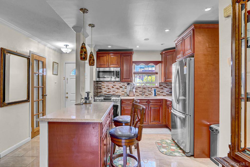 #1 photo, 516 Elton Street, Brooklyn , NY 11208