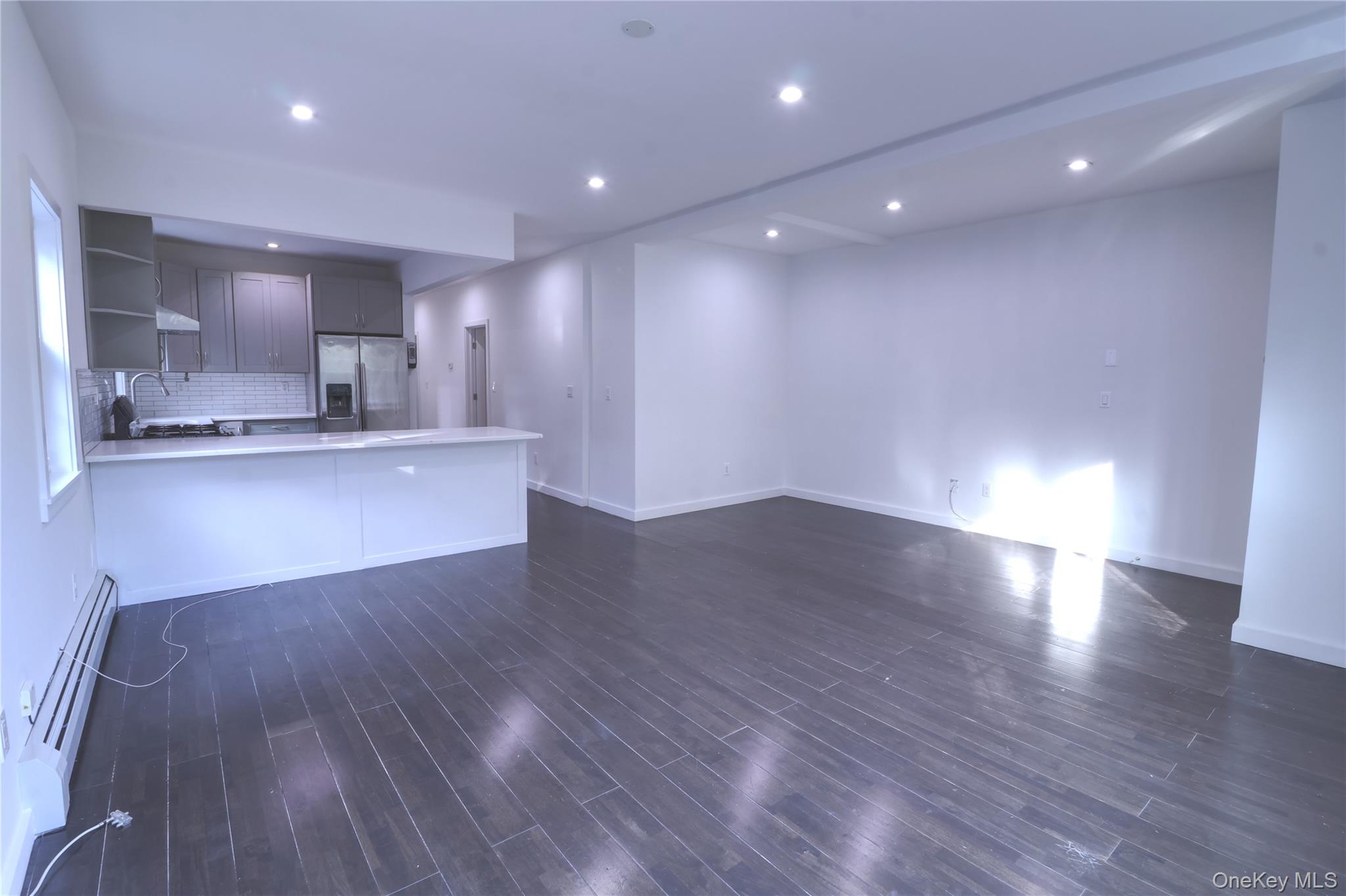 #11 photo, 2869 Wellman Avenue, Bronx , NY 10461