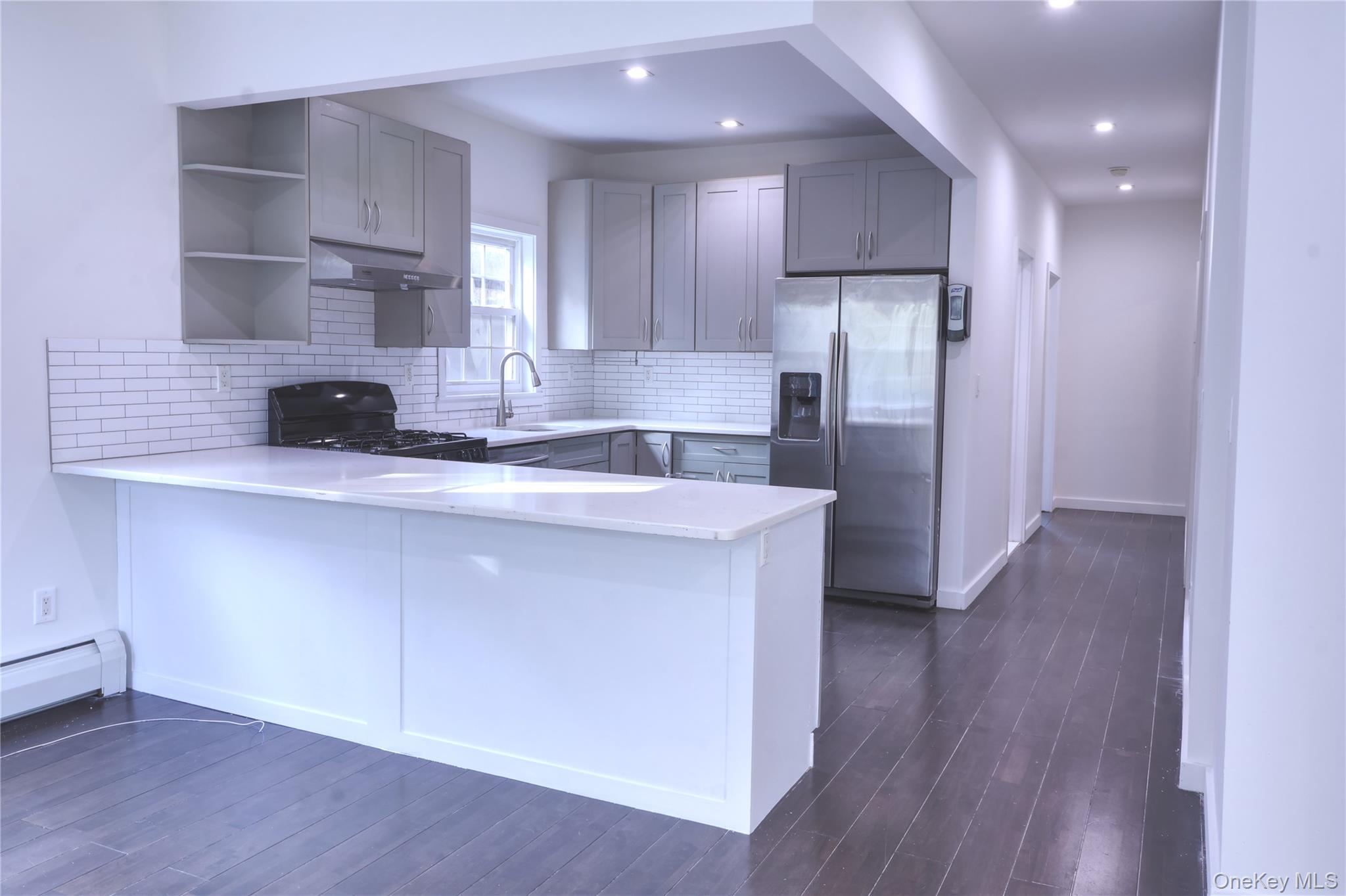 #13 photo, 2869 Wellman Avenue, Bronx , NY 10461