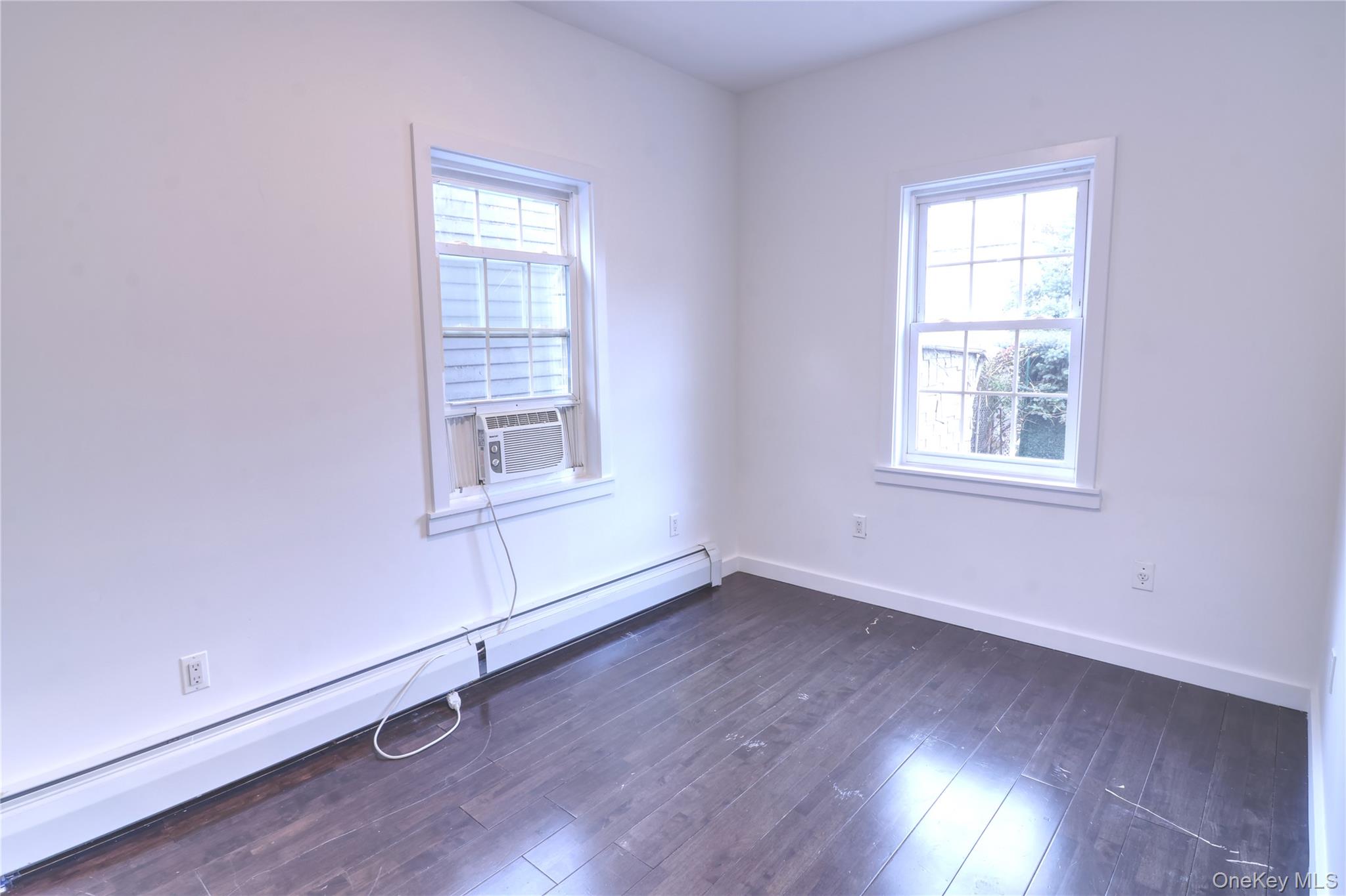 #16 photo, 2869 Wellman Avenue, Bronx , NY 10461