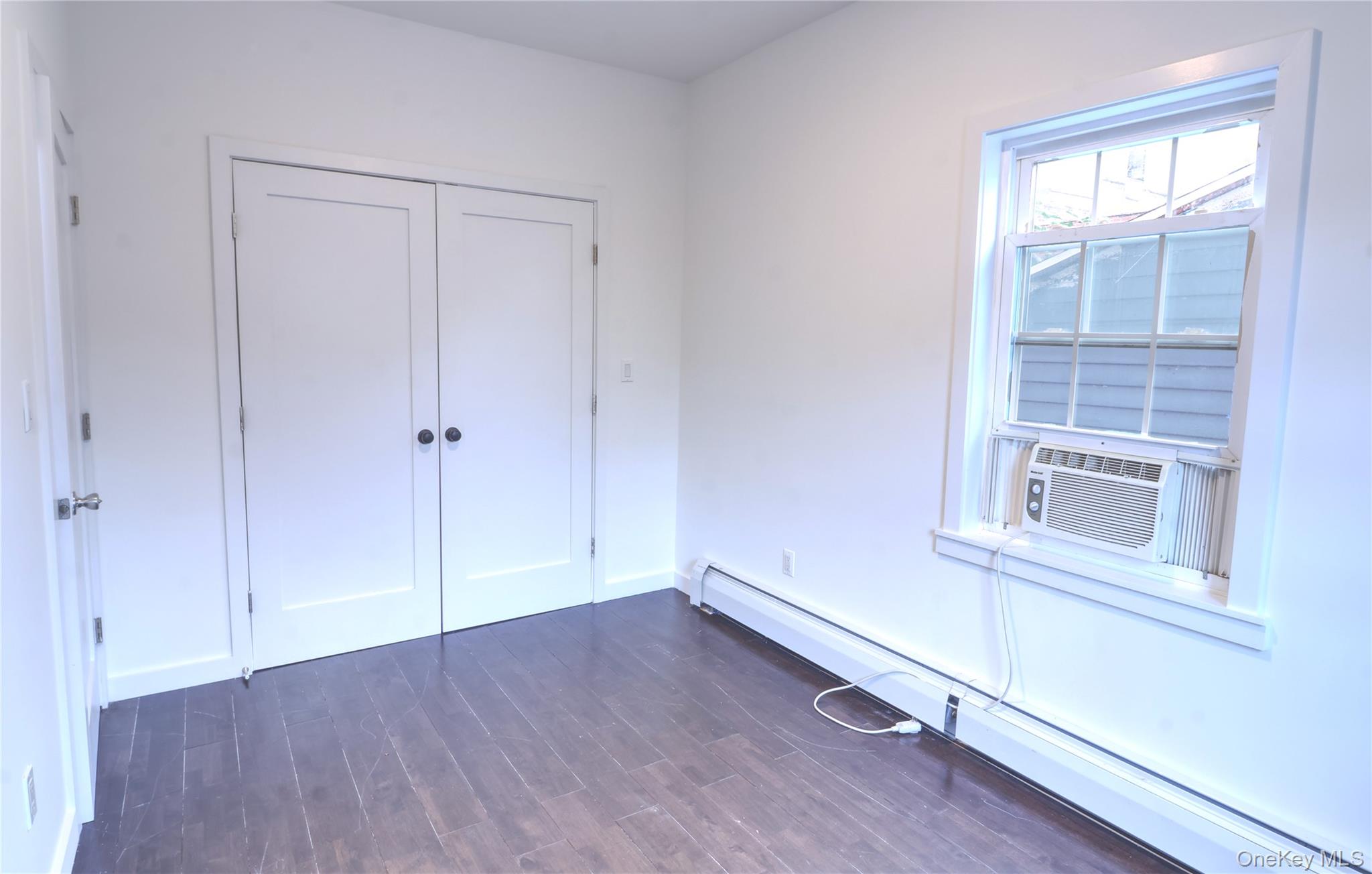 #19 photo, 2869 Wellman Avenue, Bronx , NY 10461