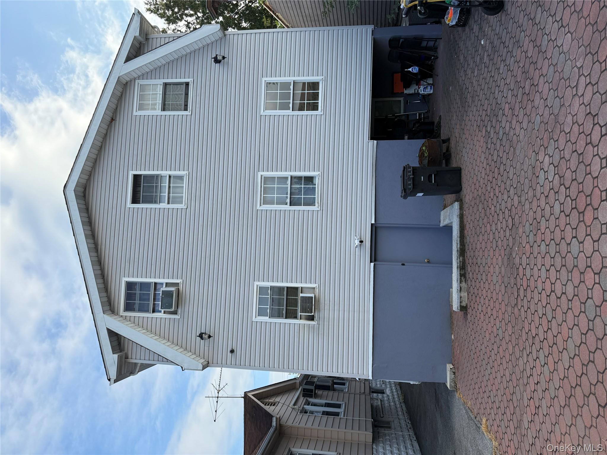 #3 photo, 2869 Wellman Avenue, Bronx , NY 10461