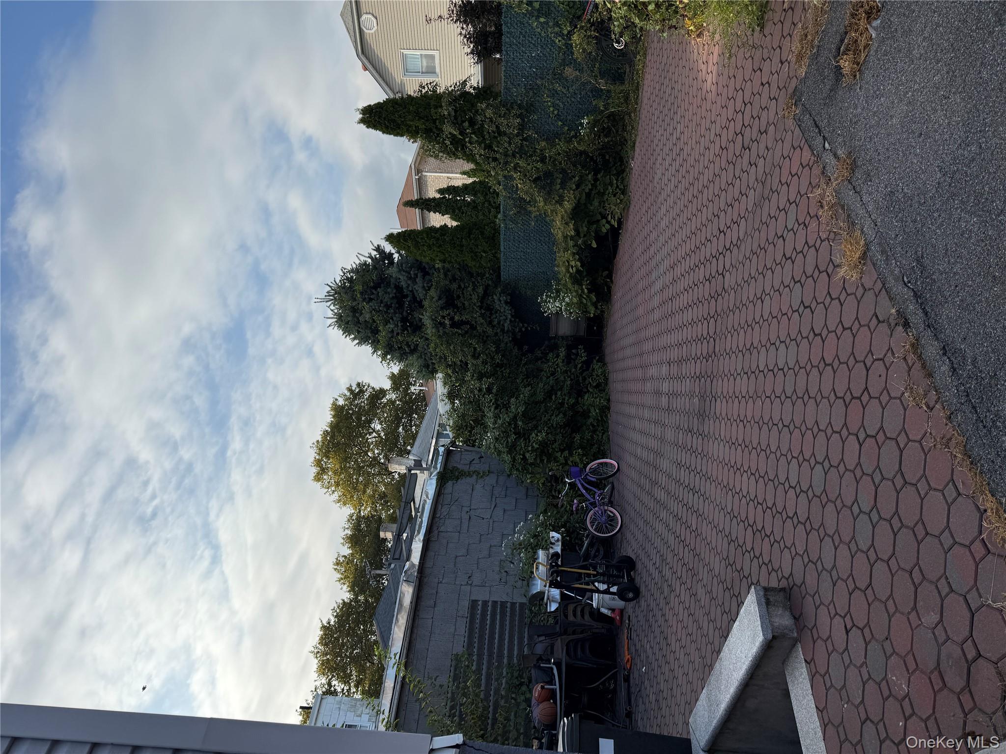 #5 photo, 2869 Wellman Avenue, Bronx , NY 10461