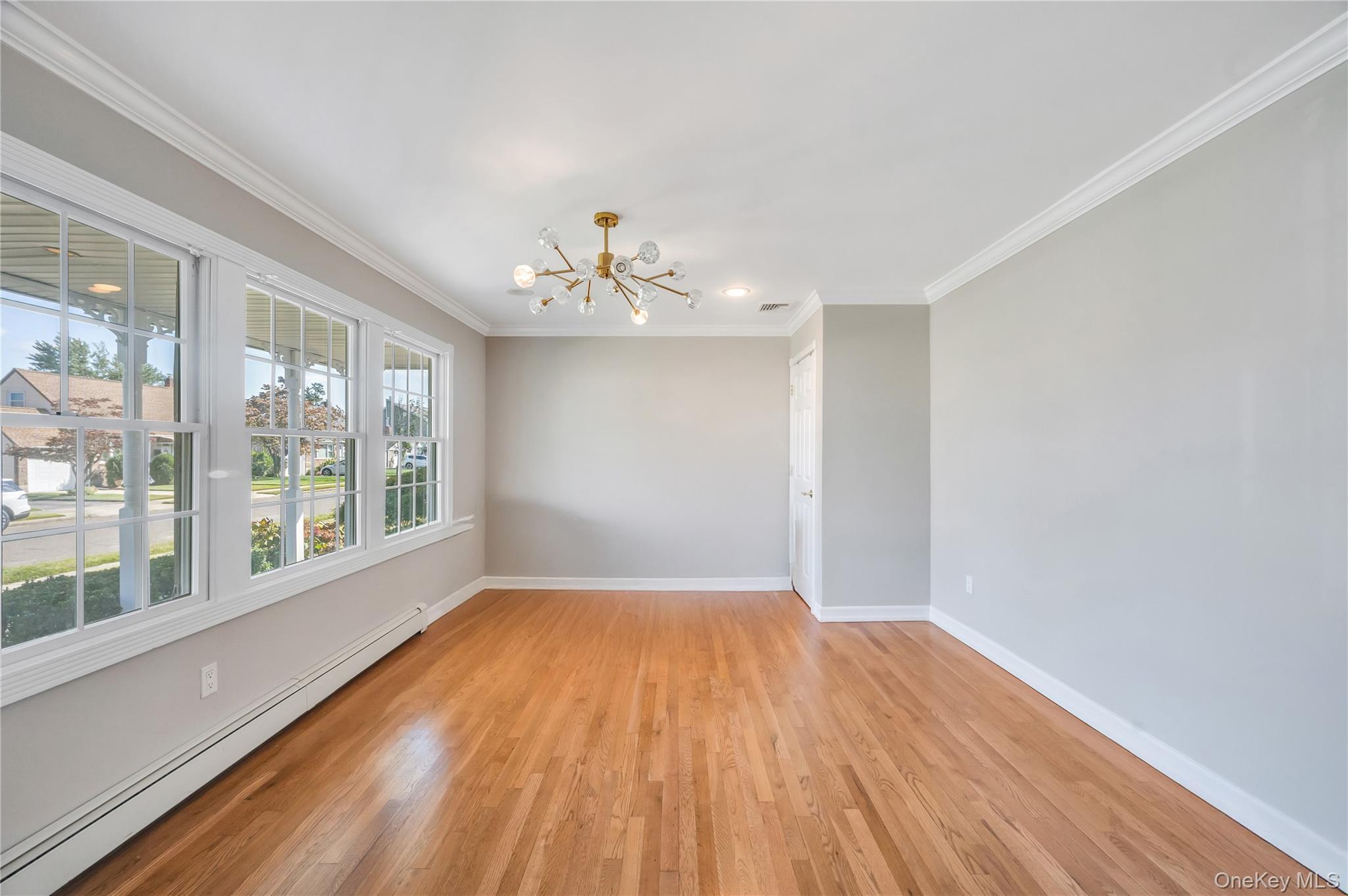 #10 photo, 131 Carol Road, East Meadow , NY 11554