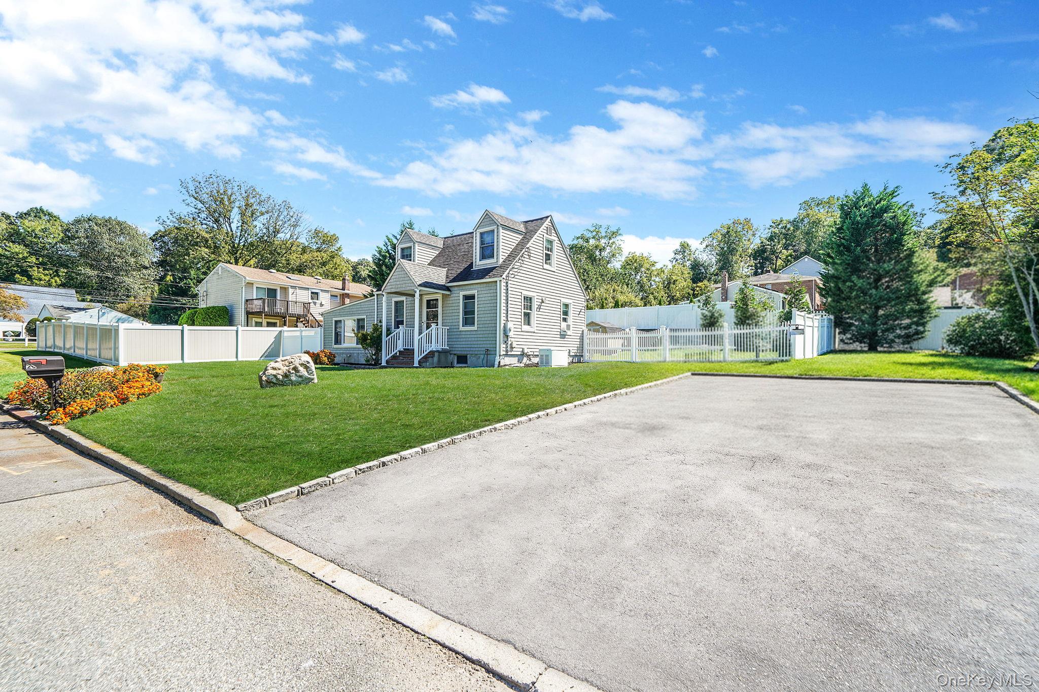 #1 photo, 20 Tulip Road, Kings Park , NY 11754