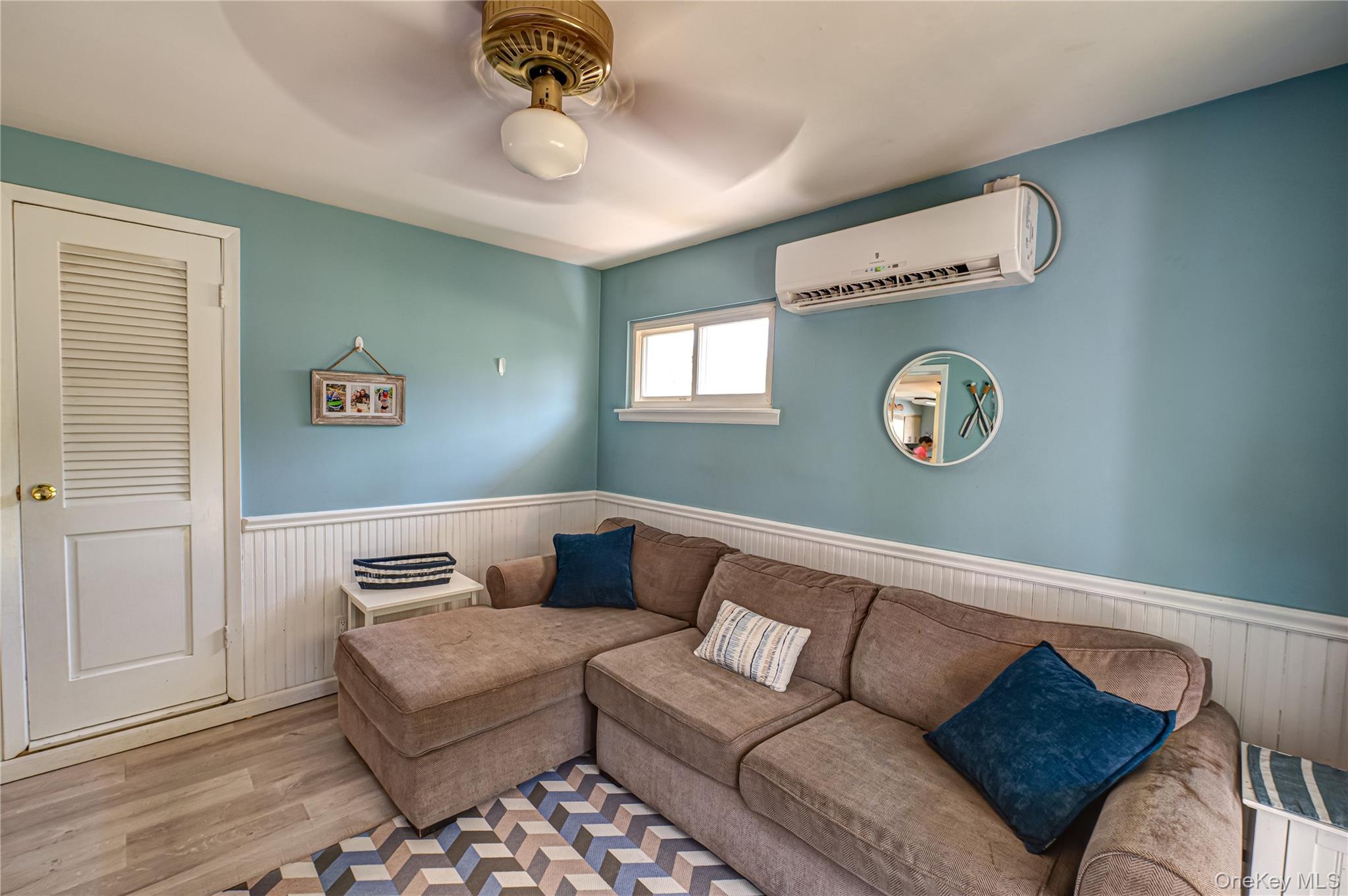 #11 photo, 12 Wadsworth Place, Smithtown , NY 11787