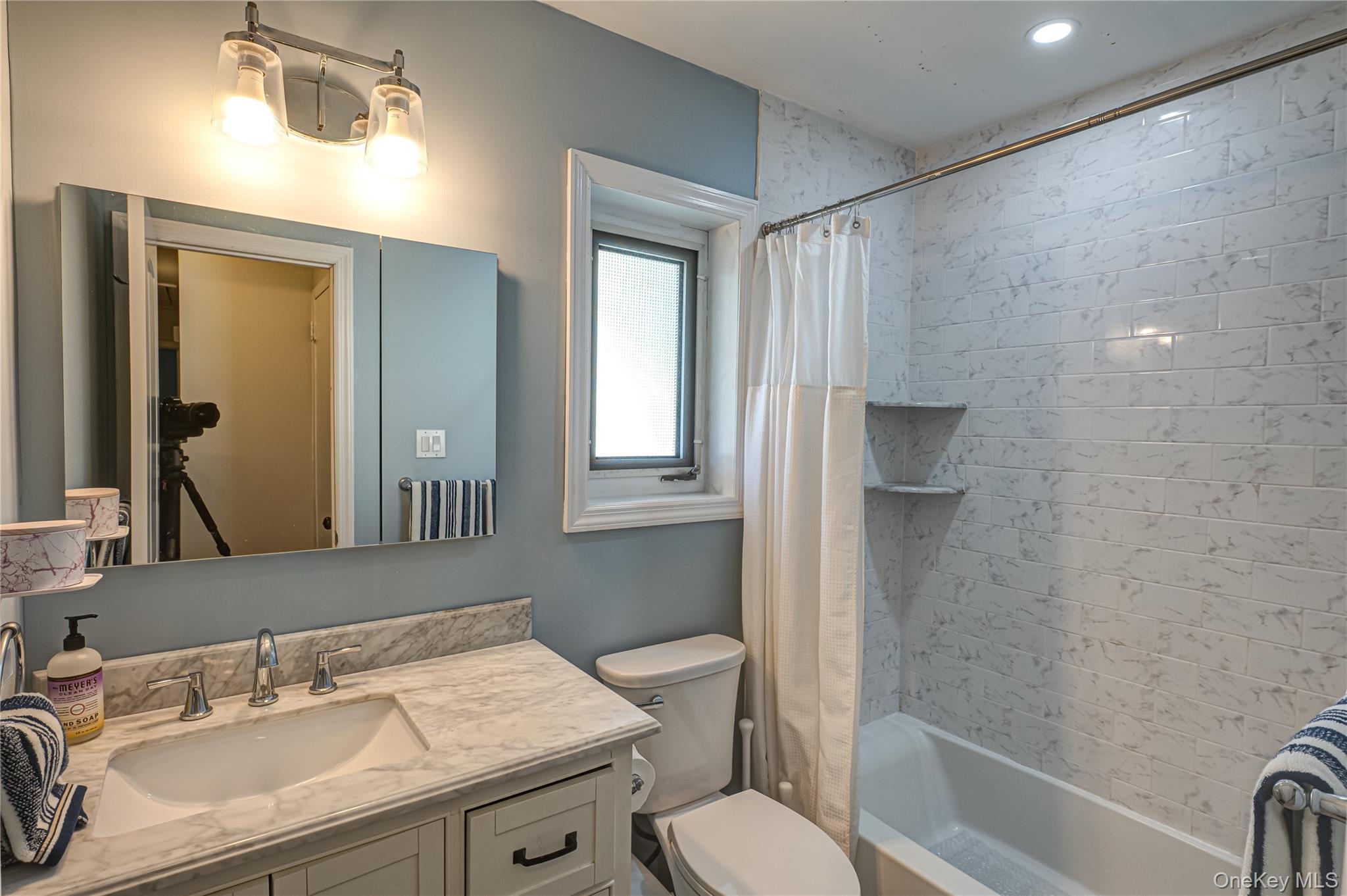 #13 photo, 12 Wadsworth Place, Smithtown , NY 11787