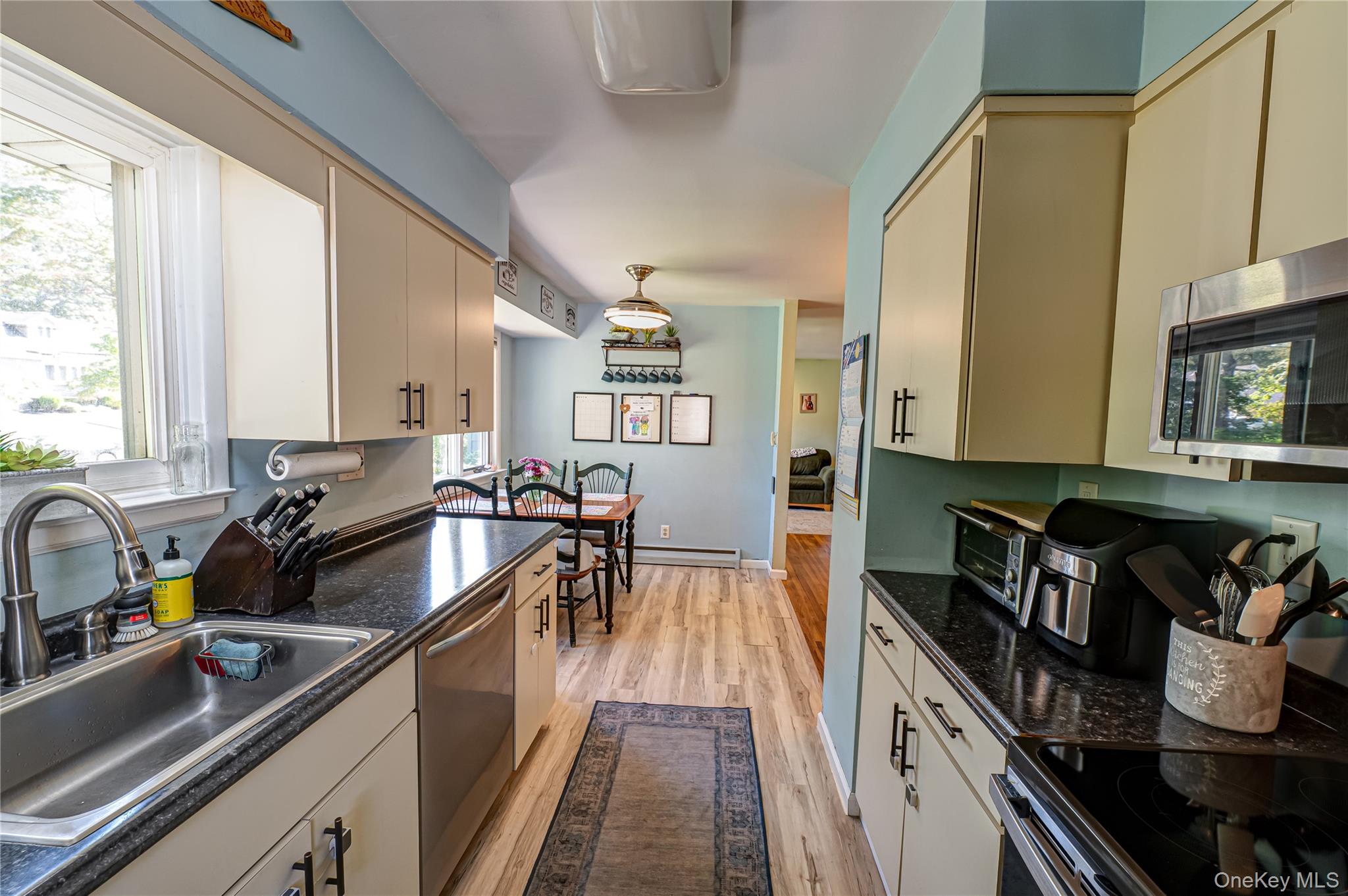 #9 photo, 12 Wadsworth Place, Smithtown , NY 11787