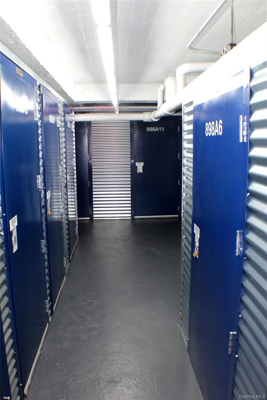 #4 photo, 112-24 Northern Boulevard, クイーンズ区 Corona , NY 11368