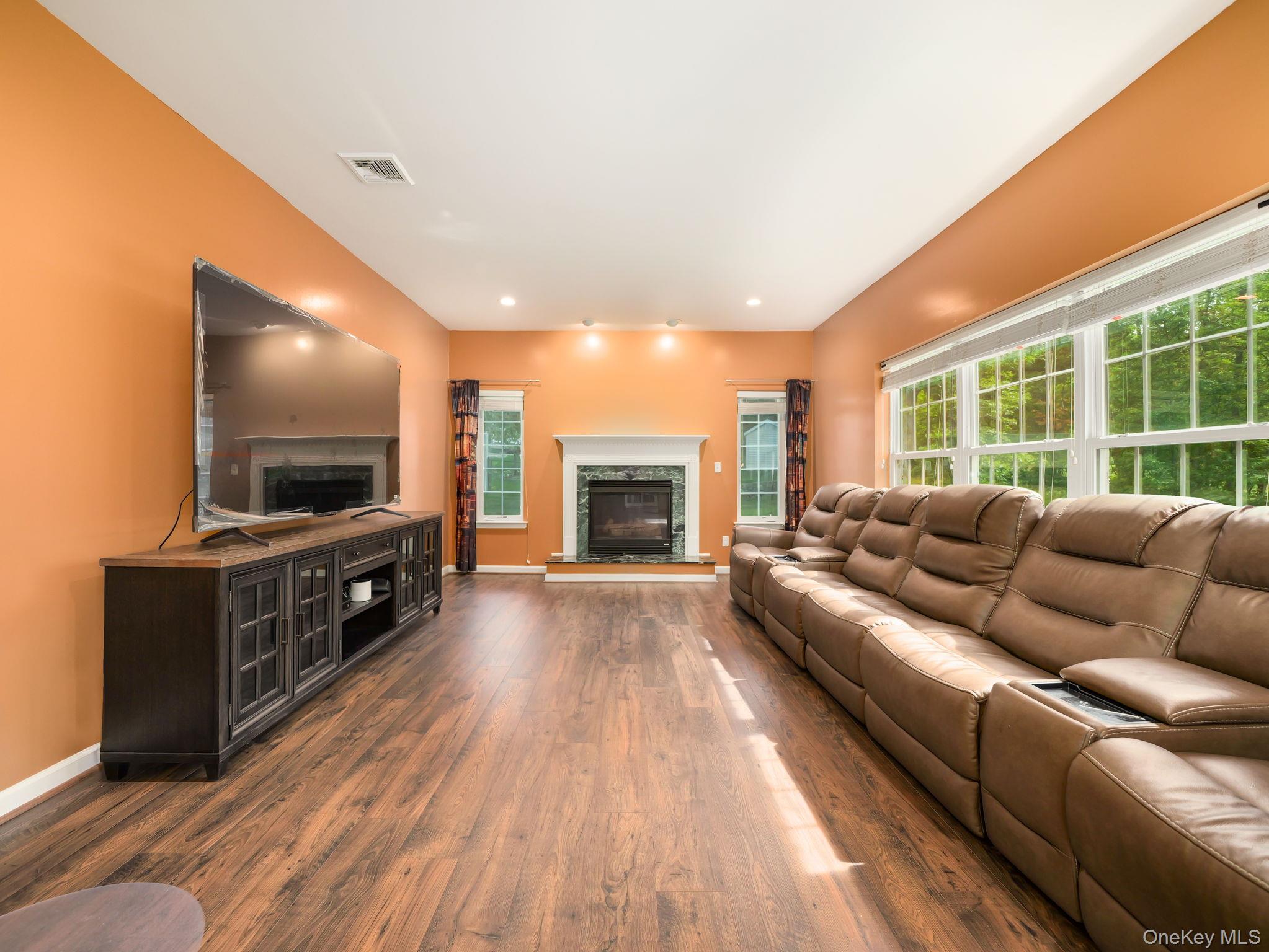 #3 photo, 74 Red Maple Way, New Windsor , NY 12553