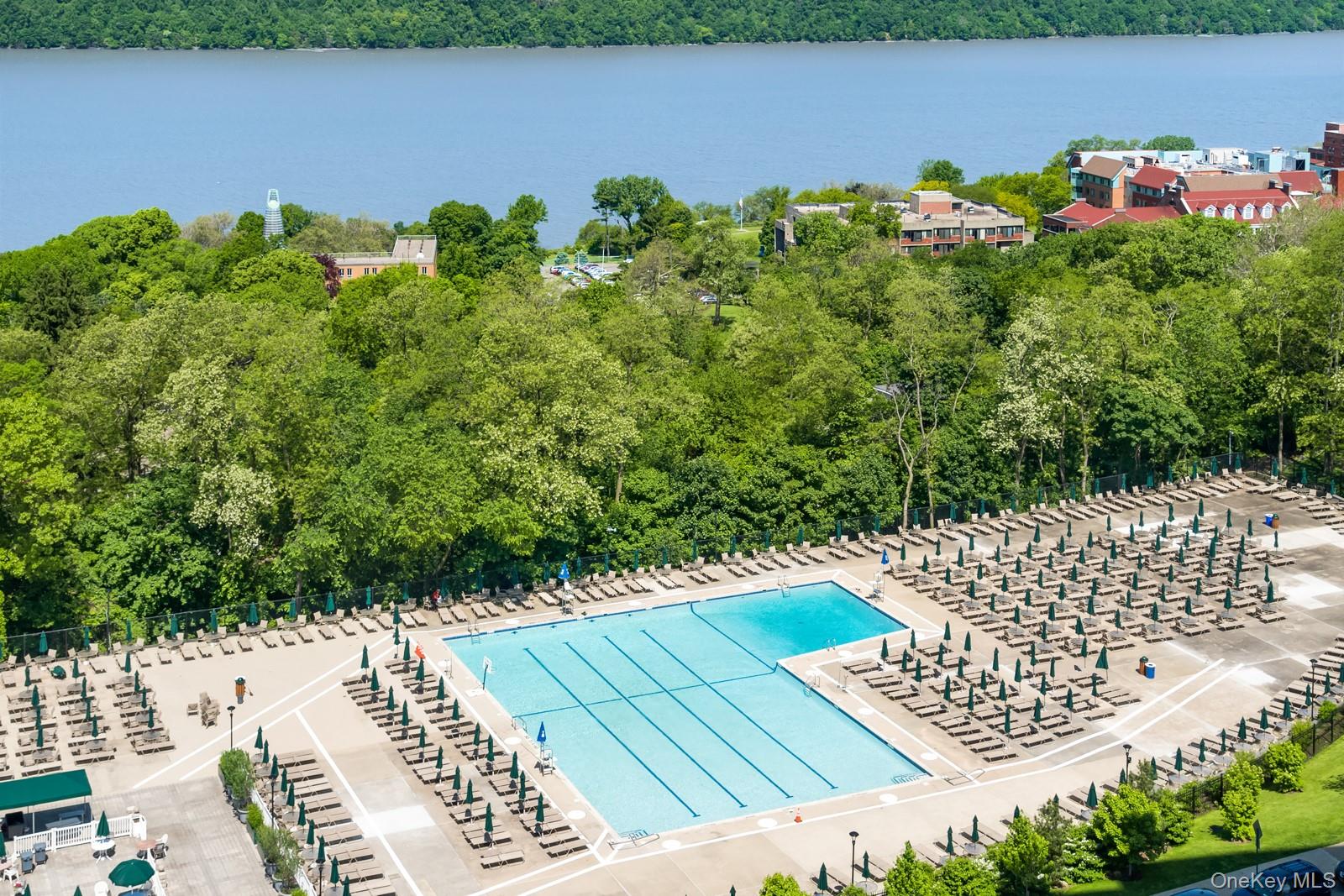 #9 photo, 5700 Arlington Ave, ブロンクス区 Bronx , NY 10471