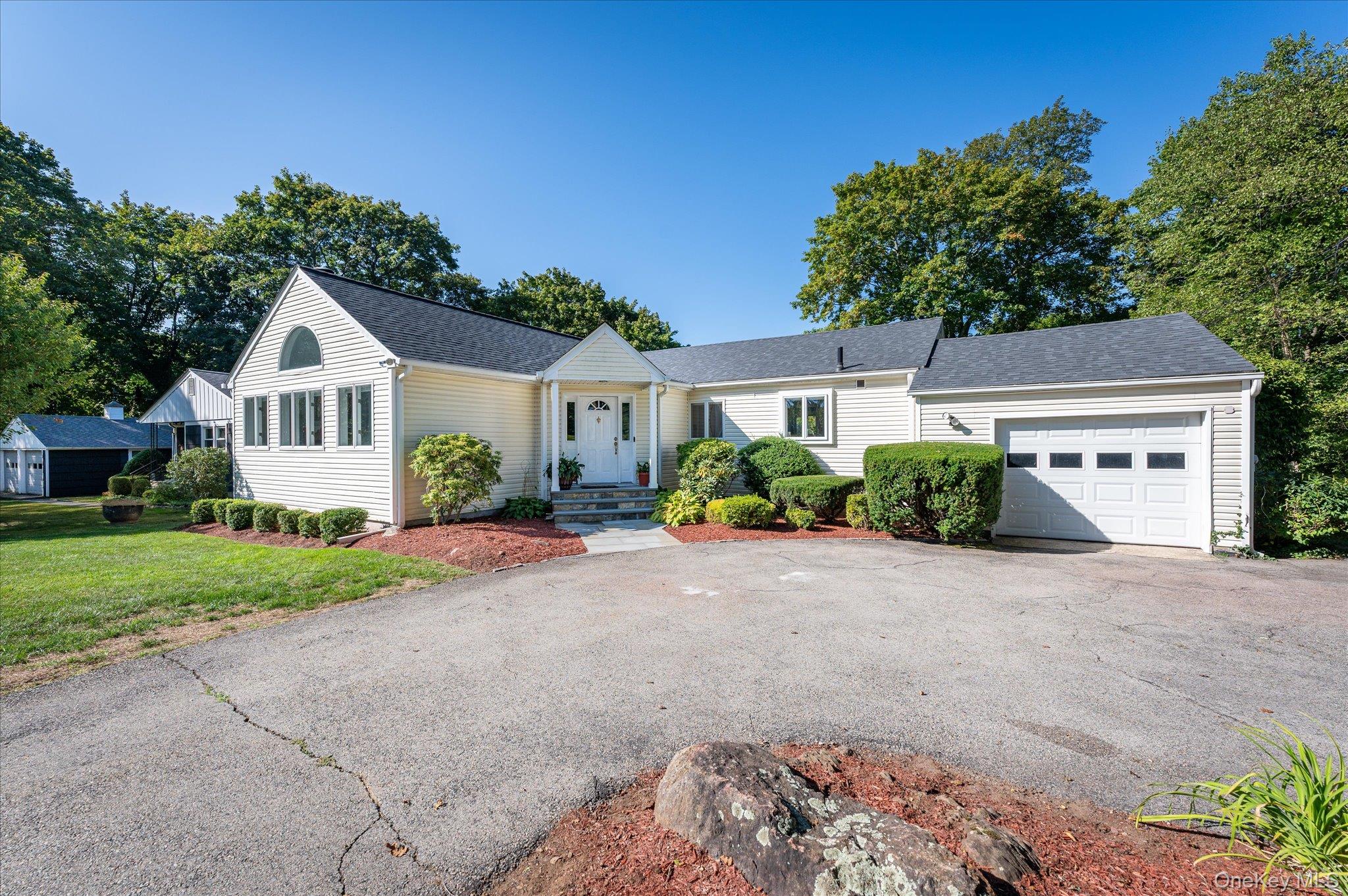 #1 photo, 88 Oak Ridge Road, Pleasantville , NY 10570