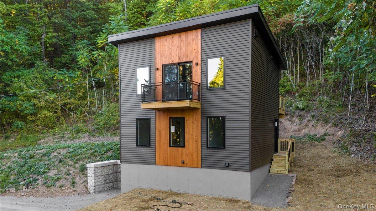 #1 photo, 711 Vedder Mountain Road, Catskill , NY 12414