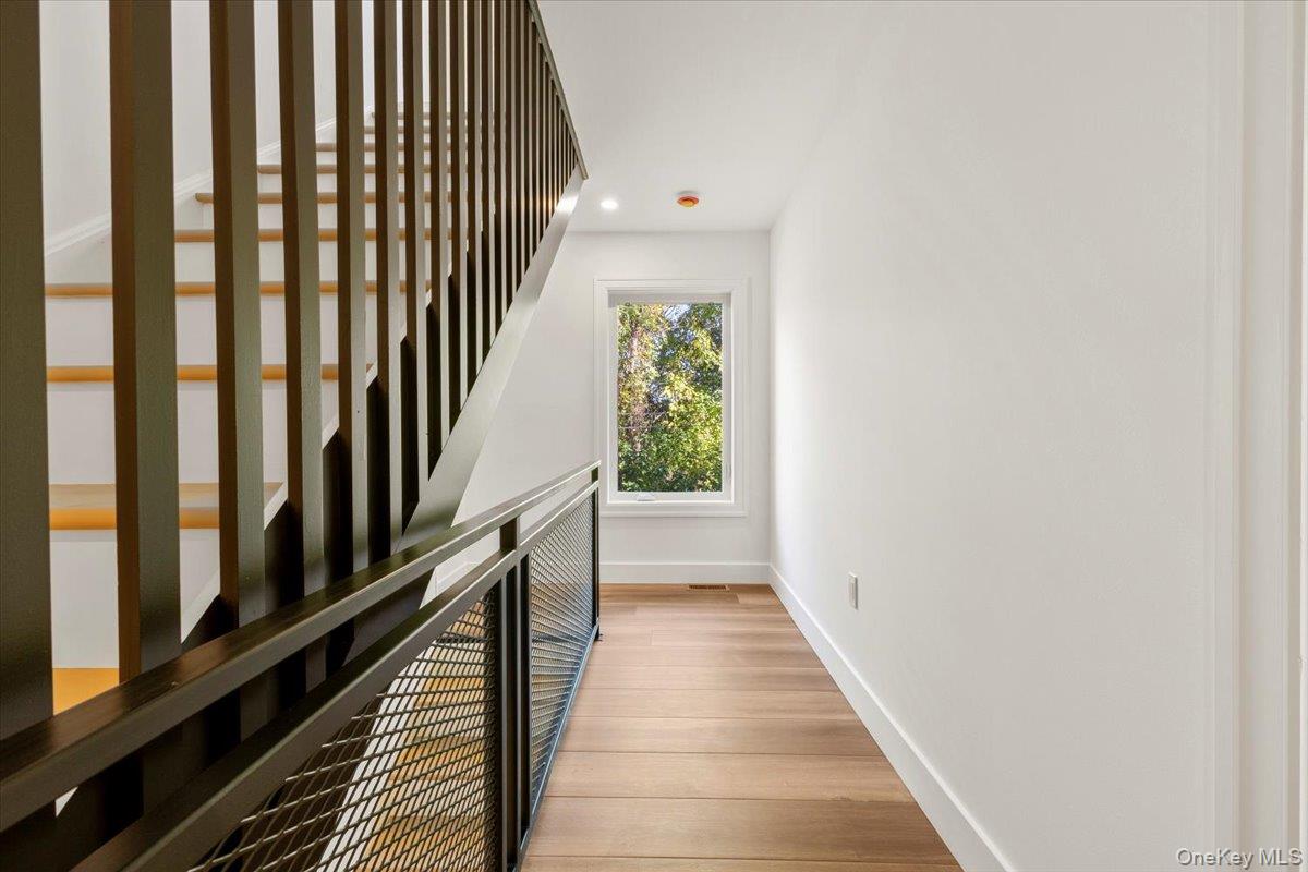 #19 photo, 711 Vedder Mountain Road, Catskill , NY 12414