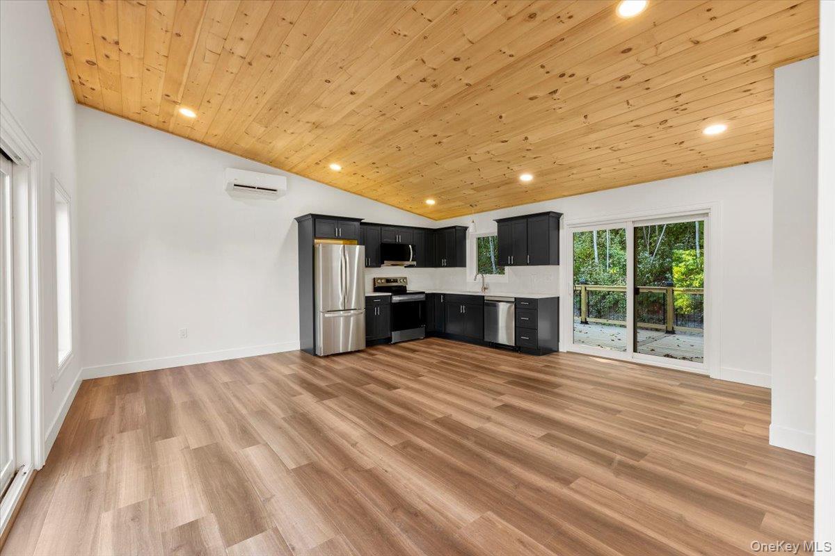 #9 photo, 711 Vedder Mountain Road, Catskill , NY 12414