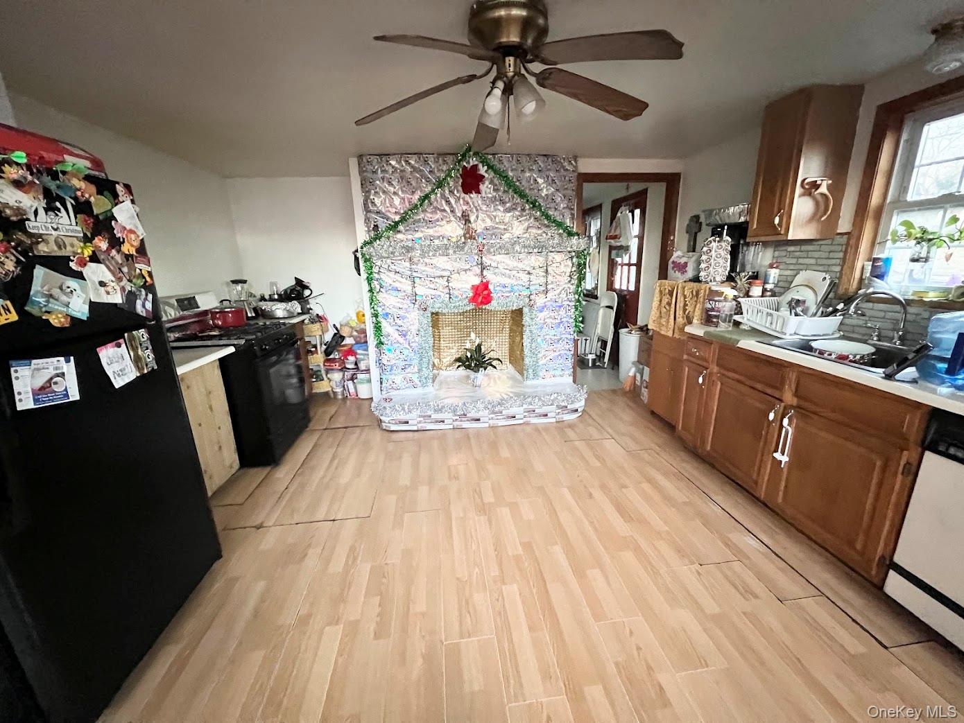 #4 photo, 70 Main Street, Chester , NY 10918