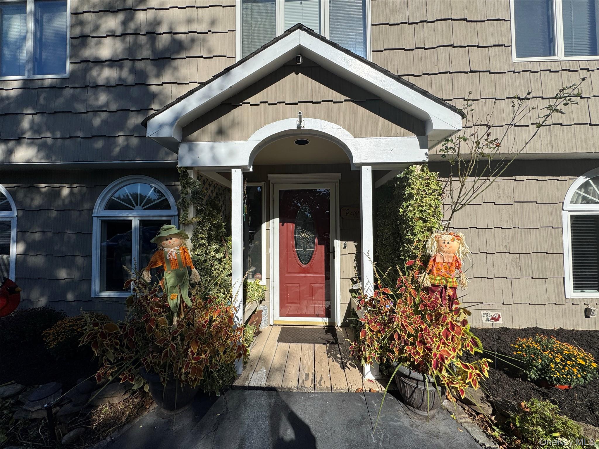 #19 photo, 7 Kingston Road, Mount Sinai , NY 11766