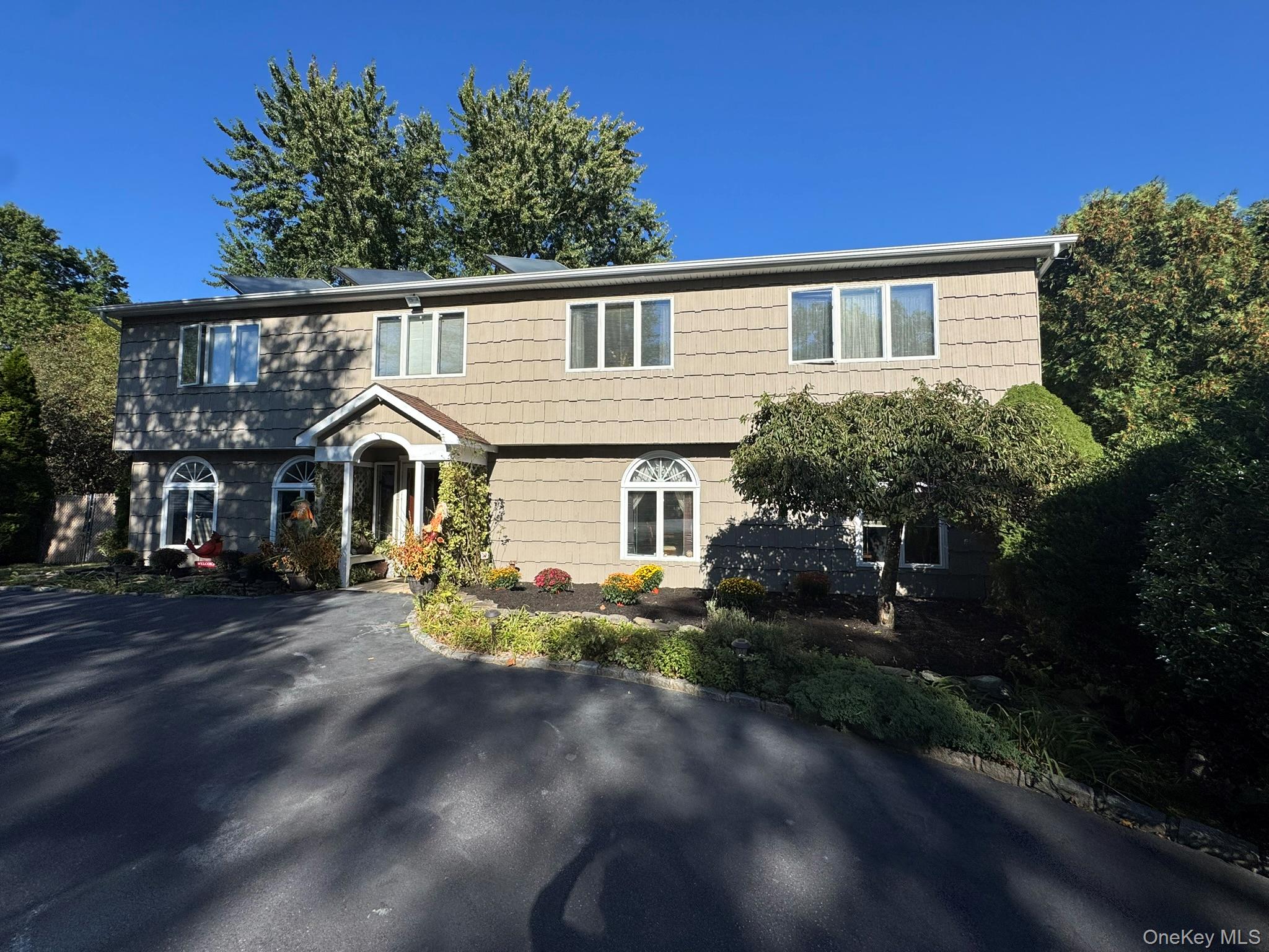 #20 photo, 7 Kingston Road, Mount Sinai , NY 11766