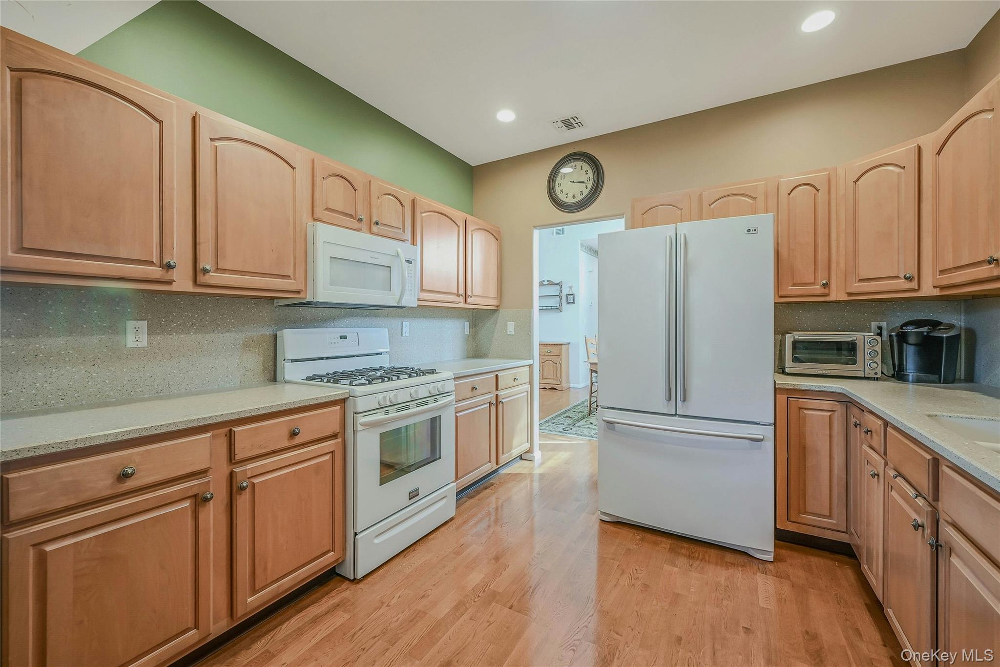 #13 photo, 517 Leisure Drive, Ridge , NY 11961