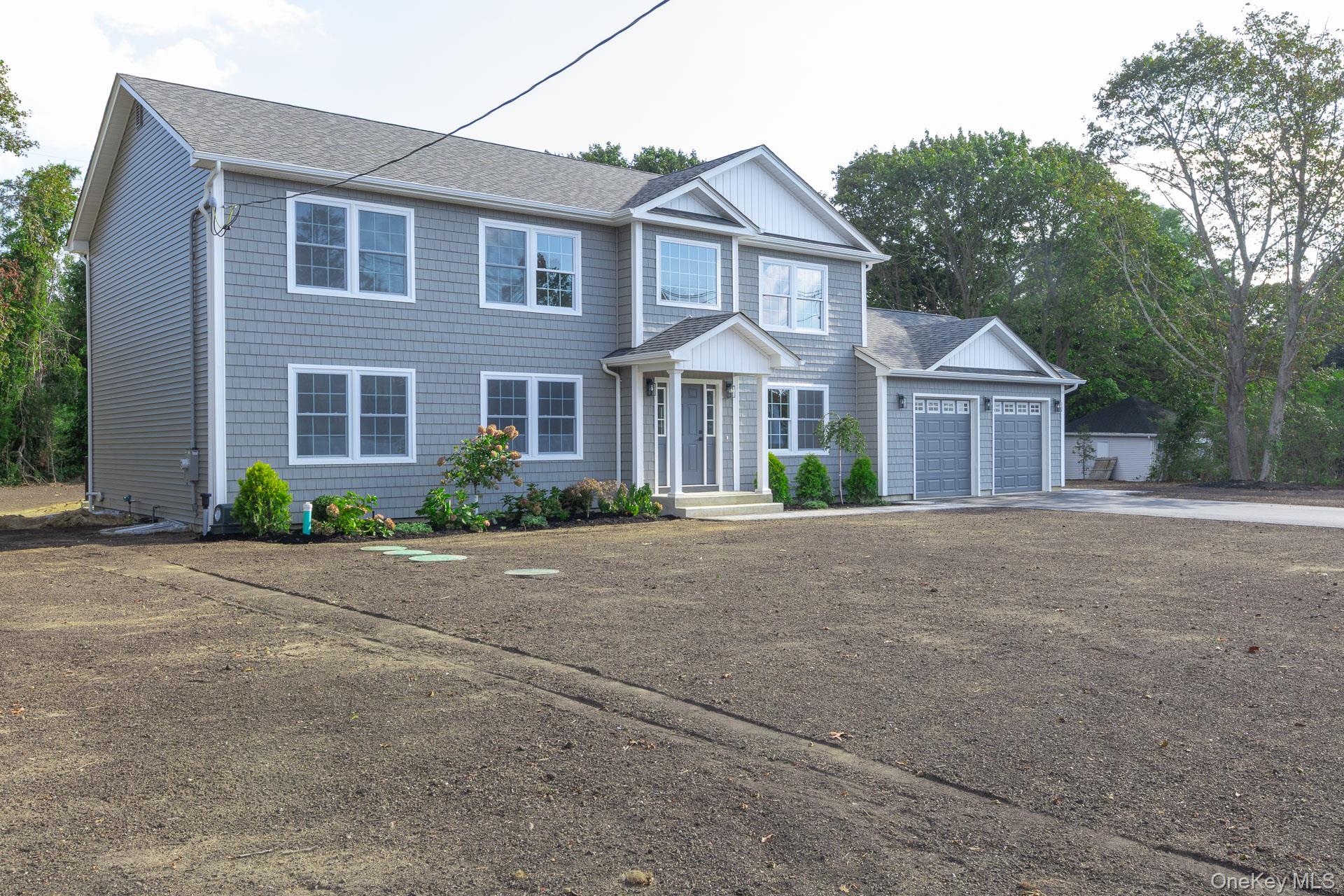 #4 photo, 92 Park Street, سوفولك Blue Point , NY 11715