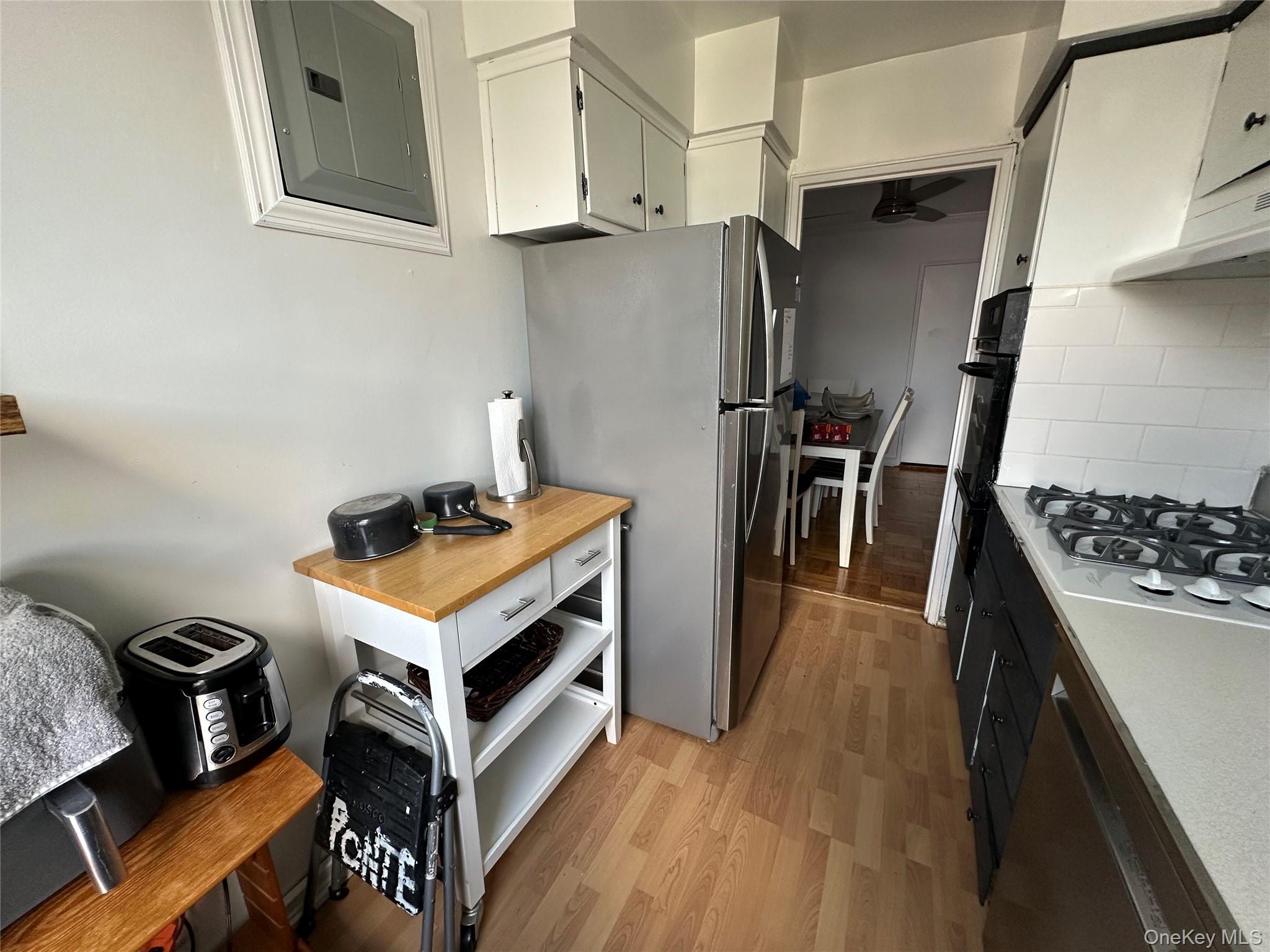 #10 photo, 60 Hempstead Avenue, Lynbrook , NY 11563